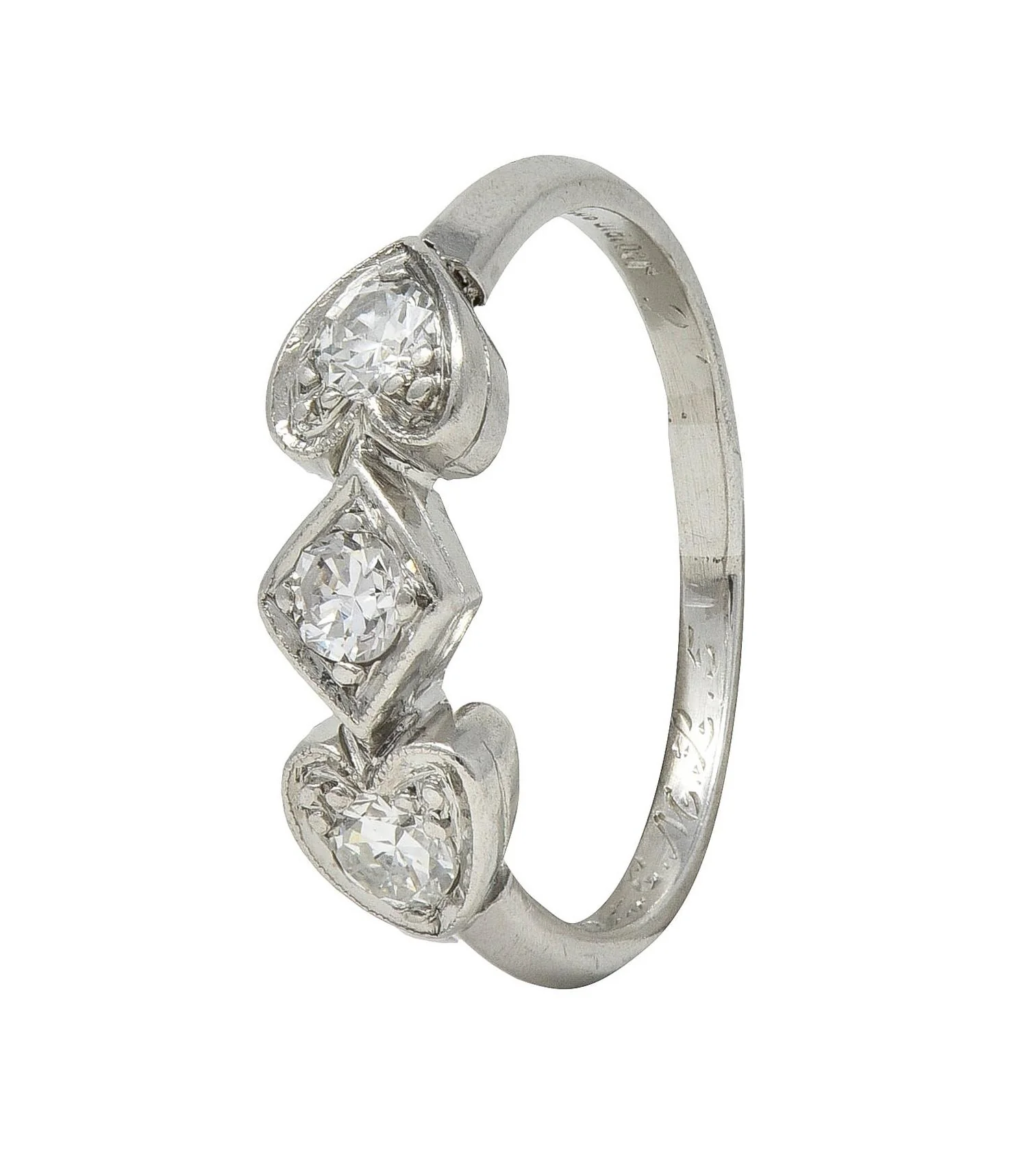 Mid-Century 0.32 CTW Diamond Platinum Heart Three Stone Vintage Band Ring - Image 8