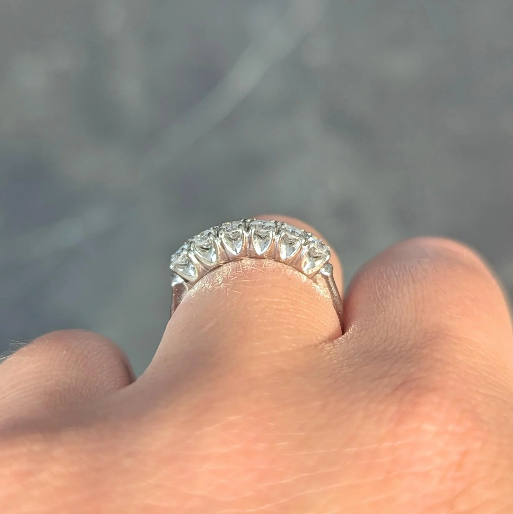Mid-Century 0.50 CTW Diamond 14 Karat White Gold Six Stone Vintage Stacking Band Ring - Image 14