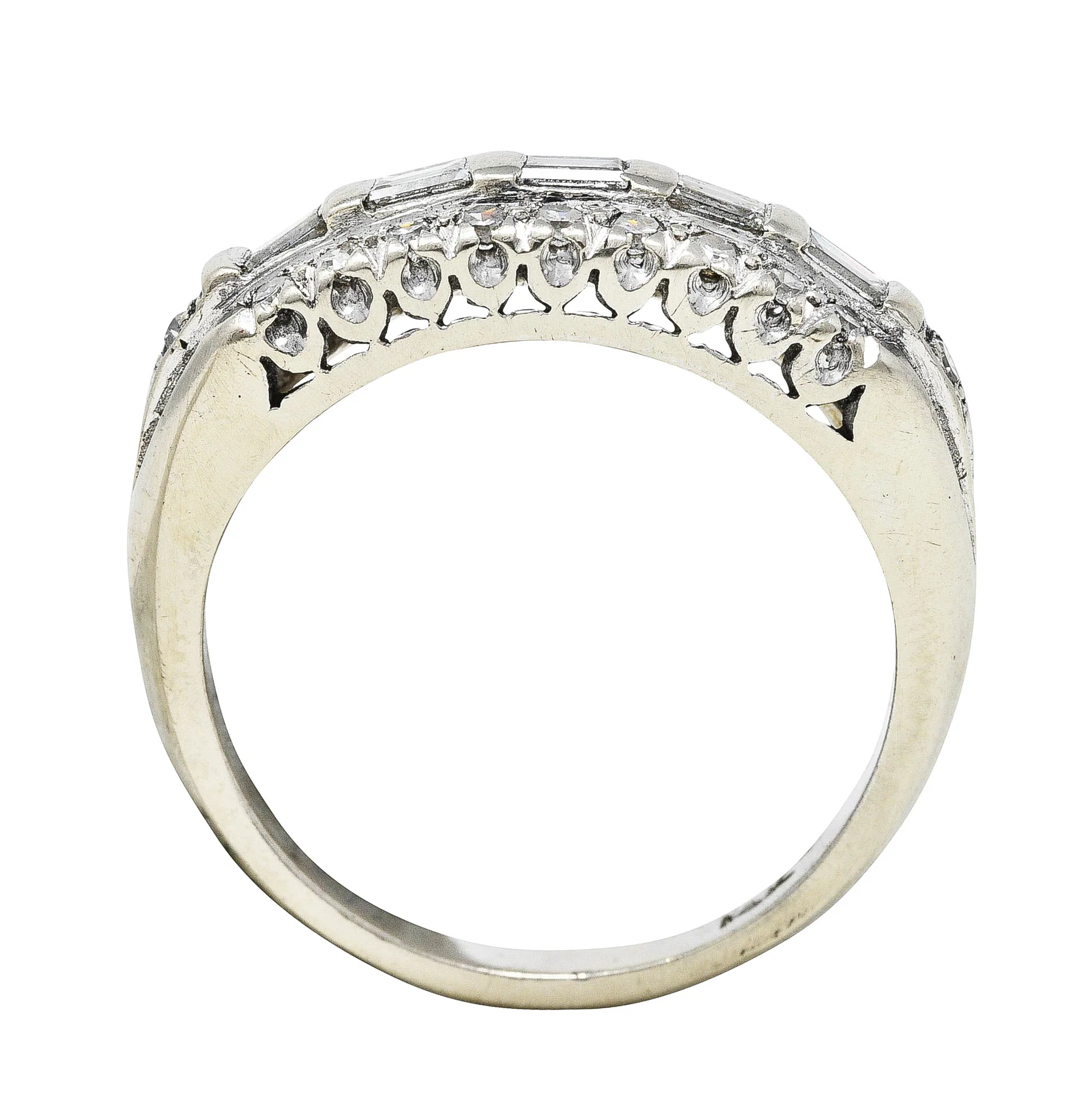 Mid-Century 0.60 CTW Diamond 14 Karat White Gold Fishtail Band Ring - Image 8