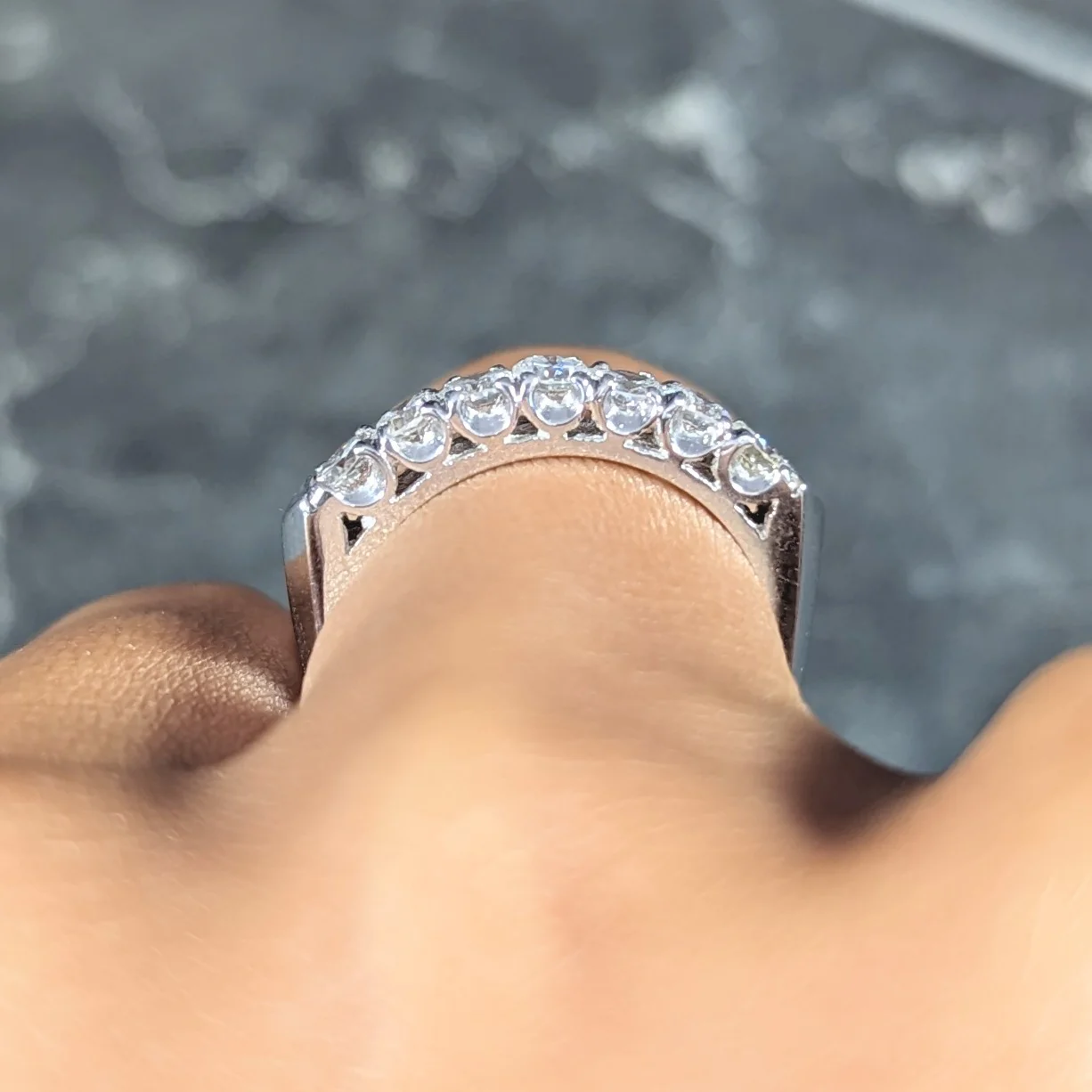 Mid-Century 0.70 CTW Diamond Platinum Seven Stone Vintage Fishtail Band Ring - Image 13