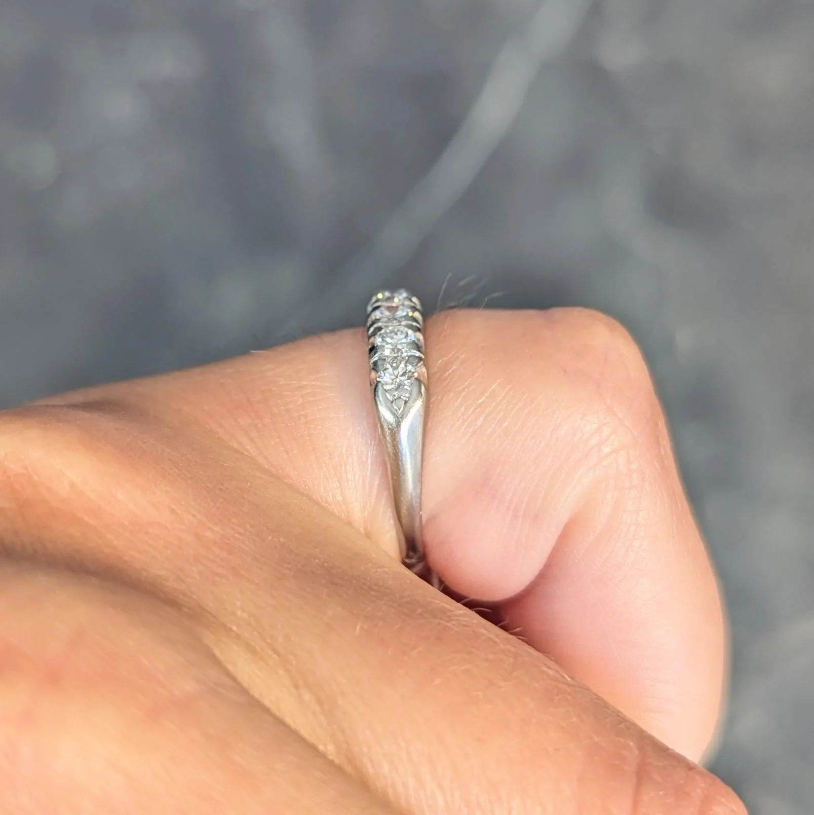 Mid-Century 0.70 CTW Diamond Platinum Vintage Seven Stone Wedding Band Ring - Image 13