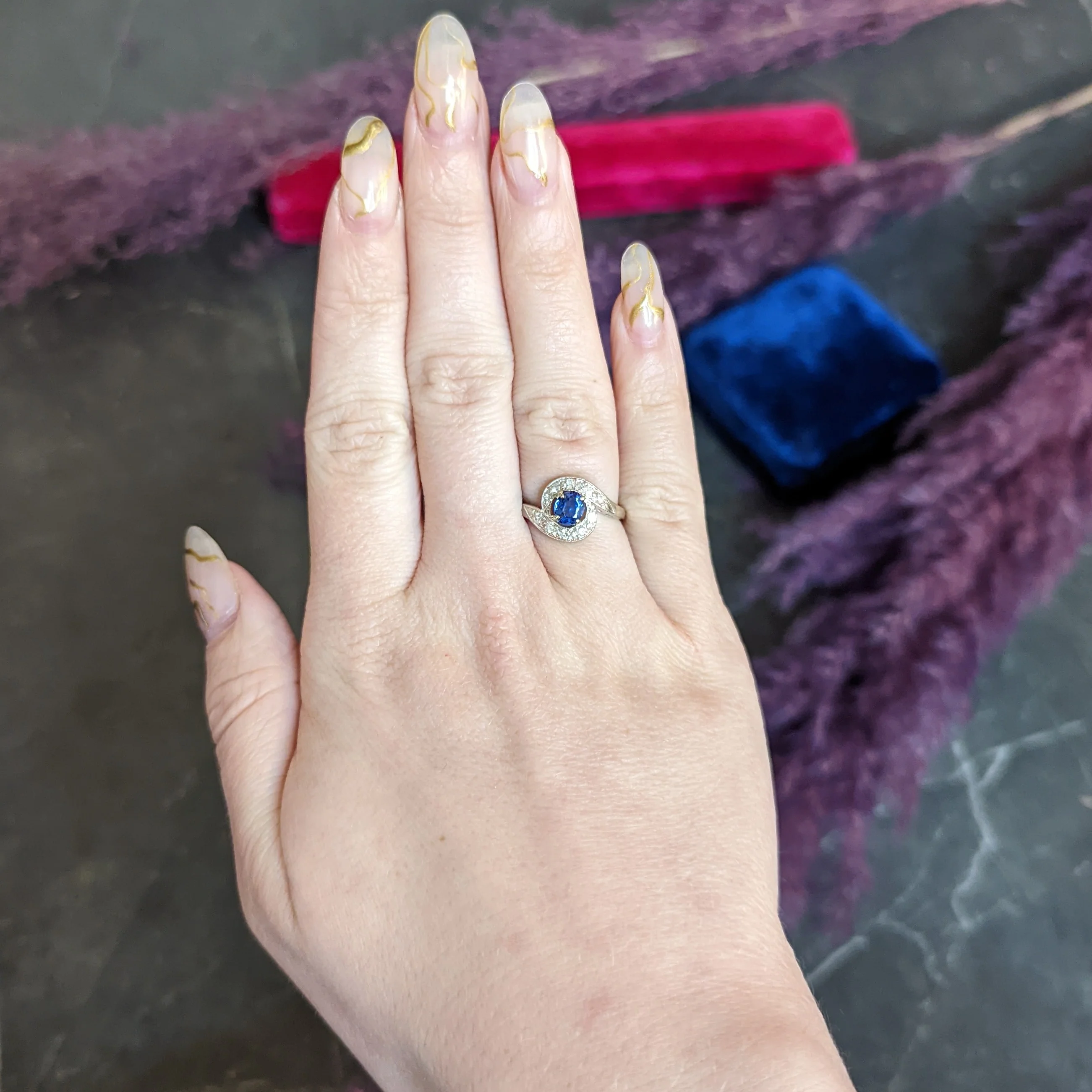 Mid-Century 0.75 CTW Sapphire Diamond 14 Karat White Gold Bypass Ring - Image 12