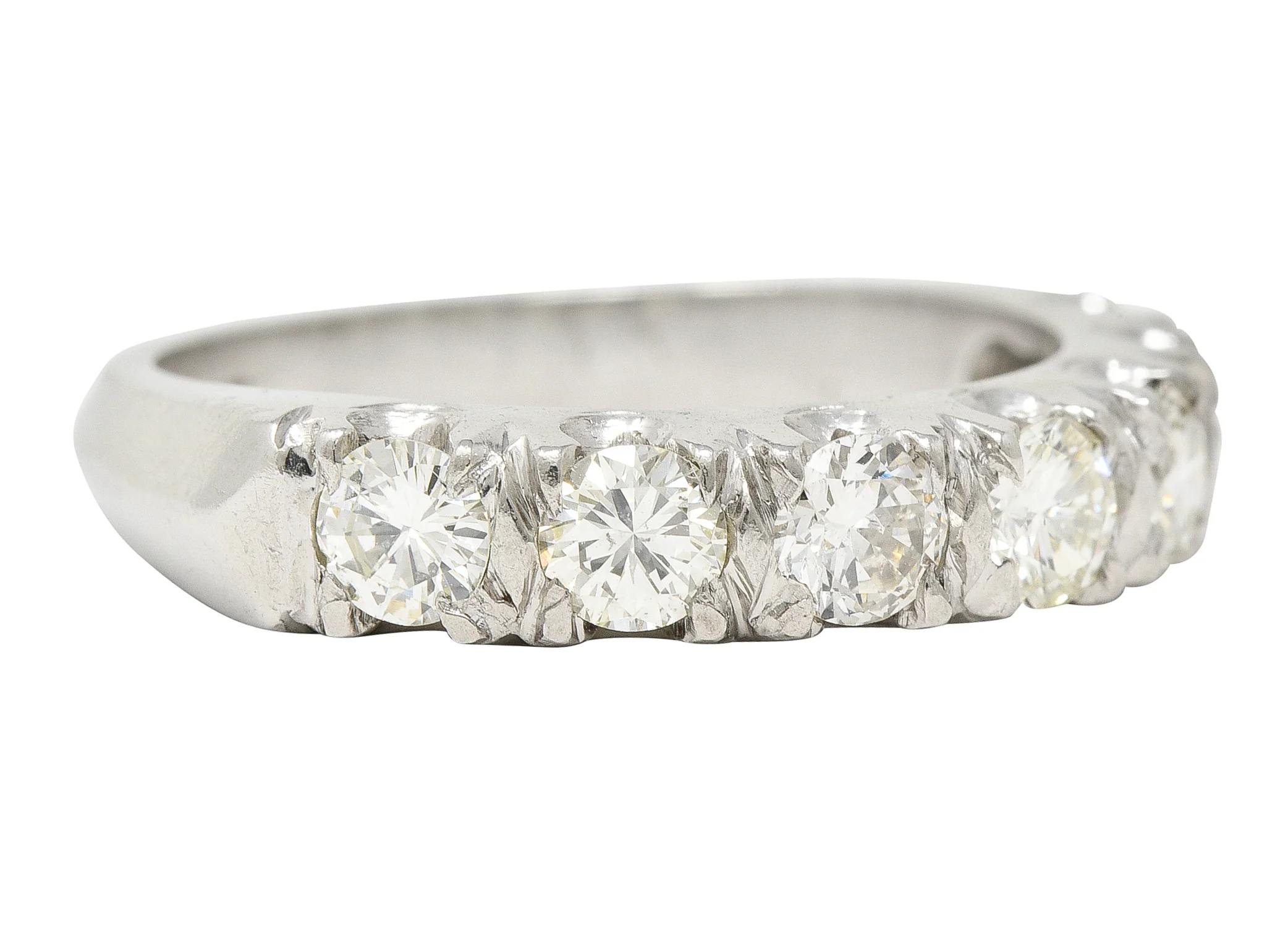 Mid-Century 1.05 CTW Transitional Cut Diamond Platinum Fishtail Vintage Band Ring - Image 2