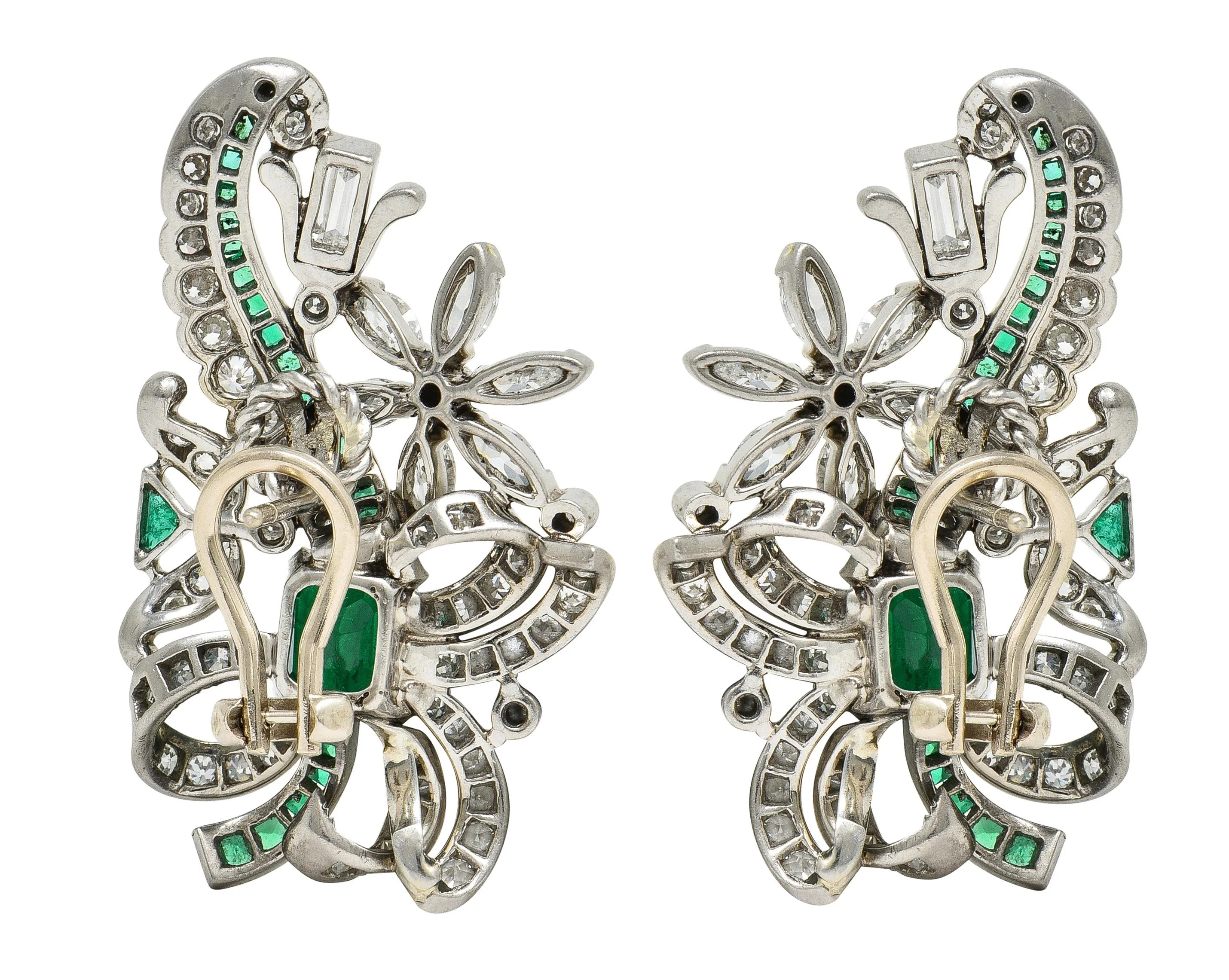 Mid-Century 4.54 Carat Emerald Diamond 14 Karat White Gold Vintage Earrings - Image 4