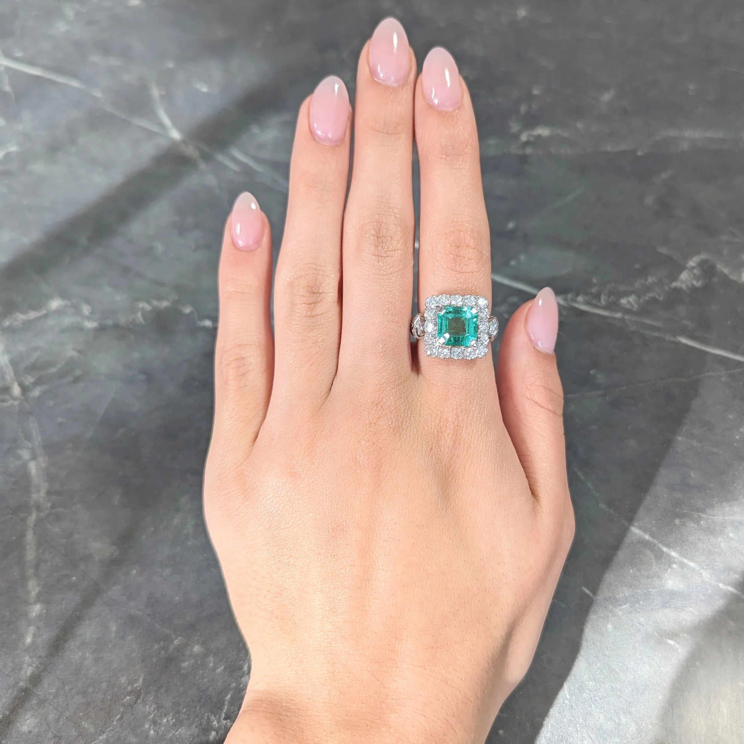 Mid-Century 5.73 CTW  Colombian Emerald Transitional Cut Diamond Platinum Vintage Halo Ring GIA - Image 14