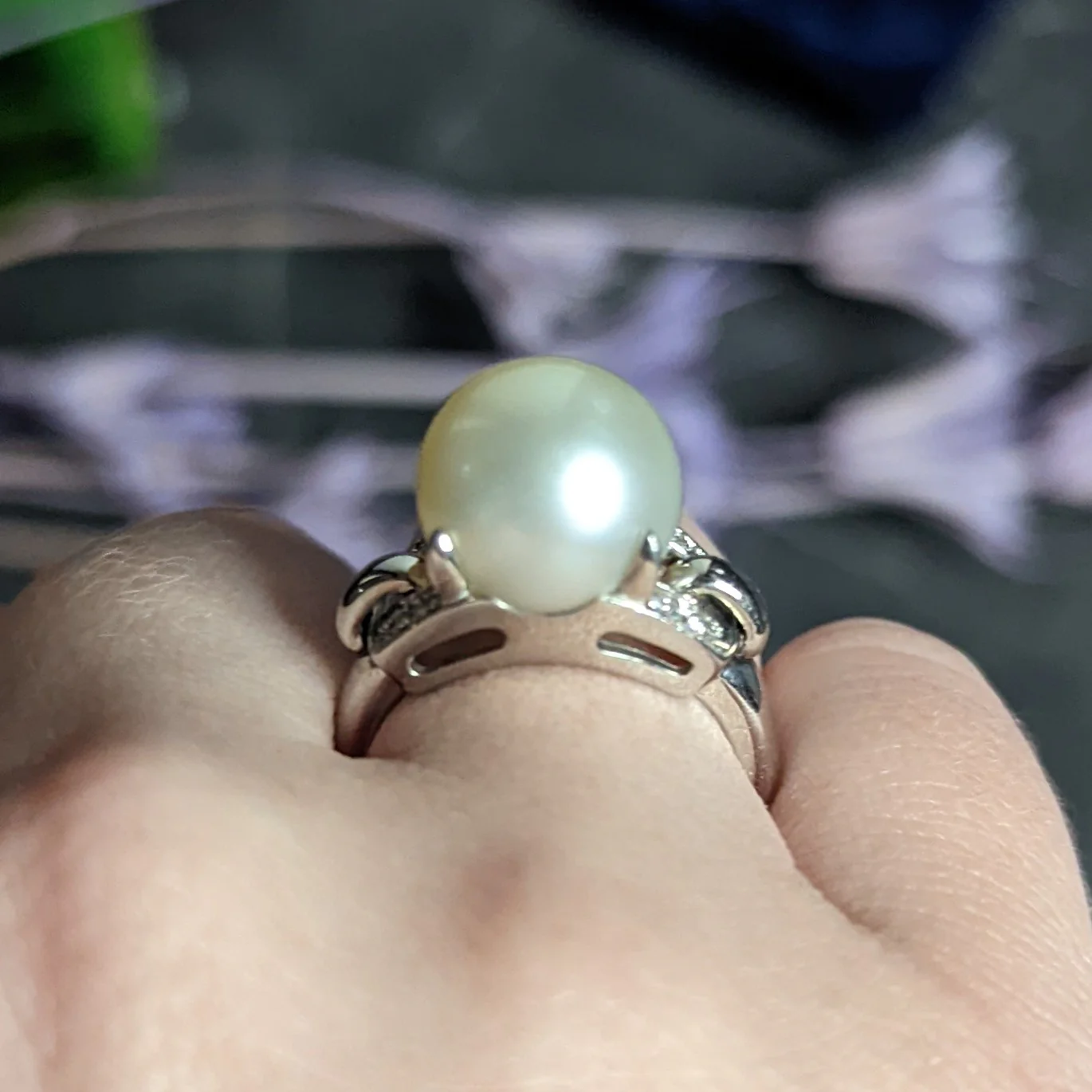 Mid-Century Diamond Pearl Platinum Buckle Cocktail Ring - Image 13