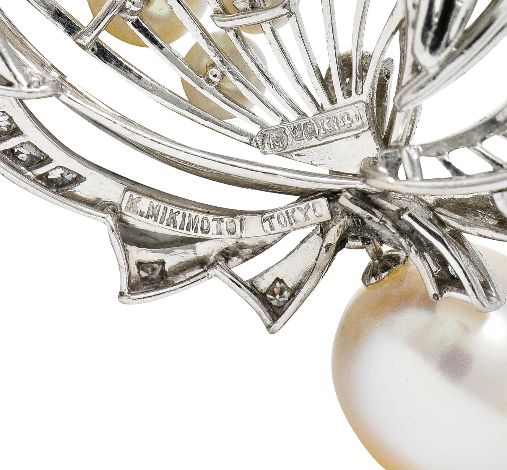 Mikimoto 1950's Diamond Pearl 14 Karat White Gold Fanning Ribbon Vintage Station Necklace - Image 9
