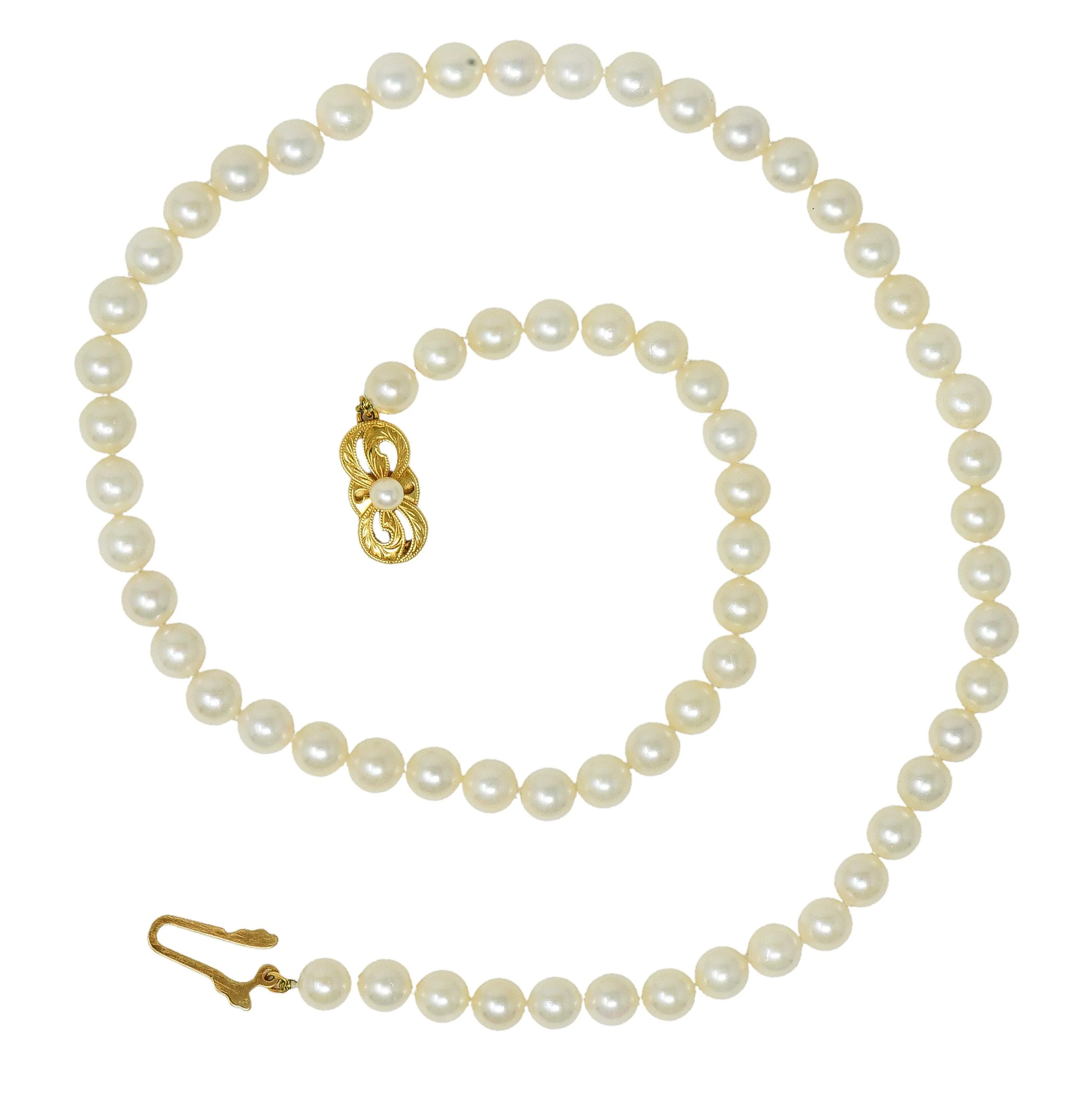 Mikimoto 1980's Akoya Pearl 18 Karat Yellow Gold Vintage Pearl Strand Necklace - Image 3