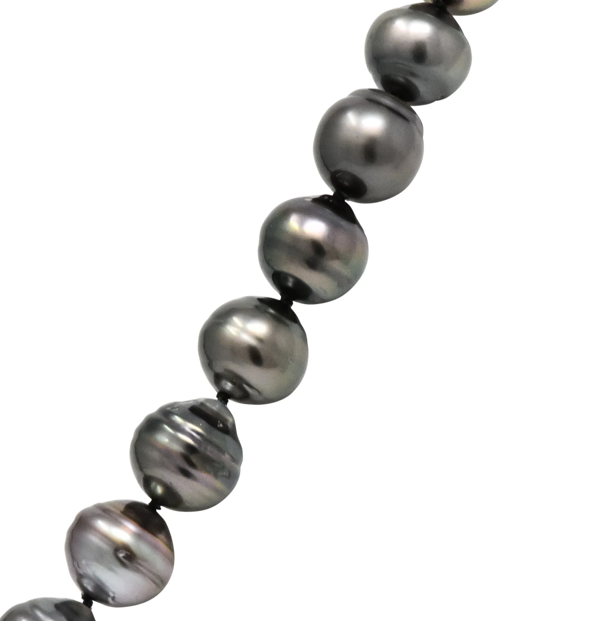 Mikimoto Contemporary Black Tahitian South Sea Pearl 18 Karat Gold Necklace - Image 7
