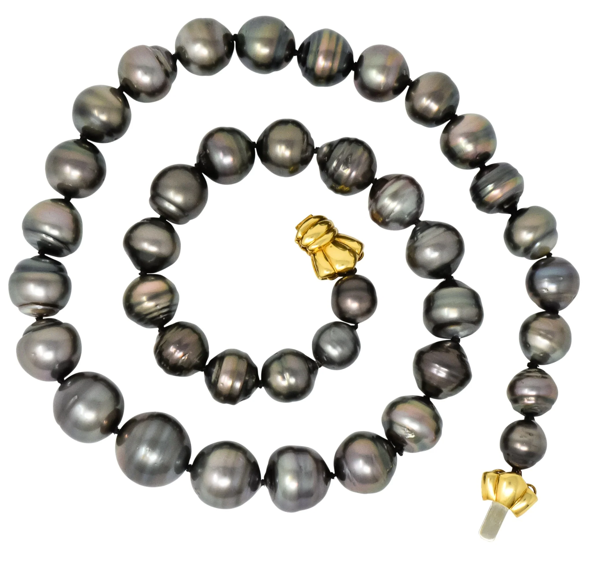 Mikimoto Contemporary Black Tahitian South Sea Pearl 18 Karat Gold Necklace - Image 8