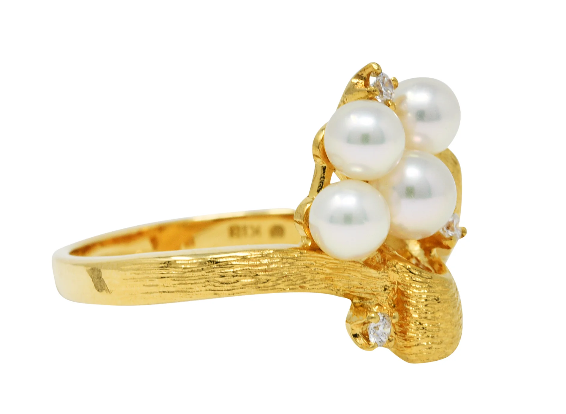 Mikimoto Diamond Pearl 18 Karat Gold Ribbon Ring - Image 2