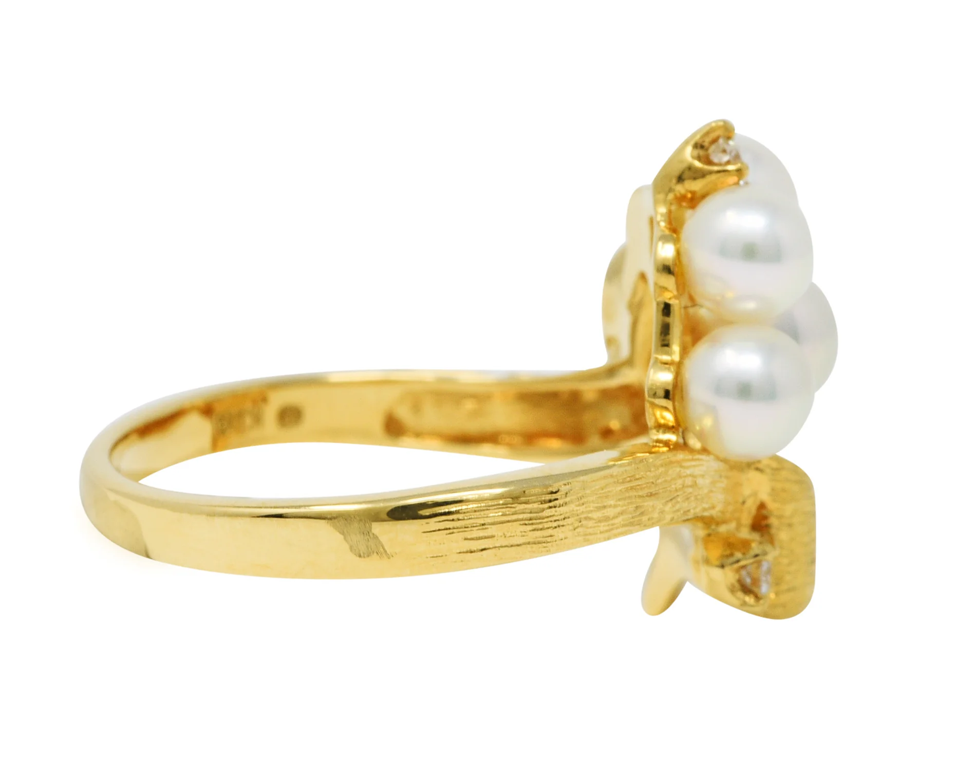 Mikimoto Diamond Pearl 18 Karat Gold Ribbon Ring - Image 3