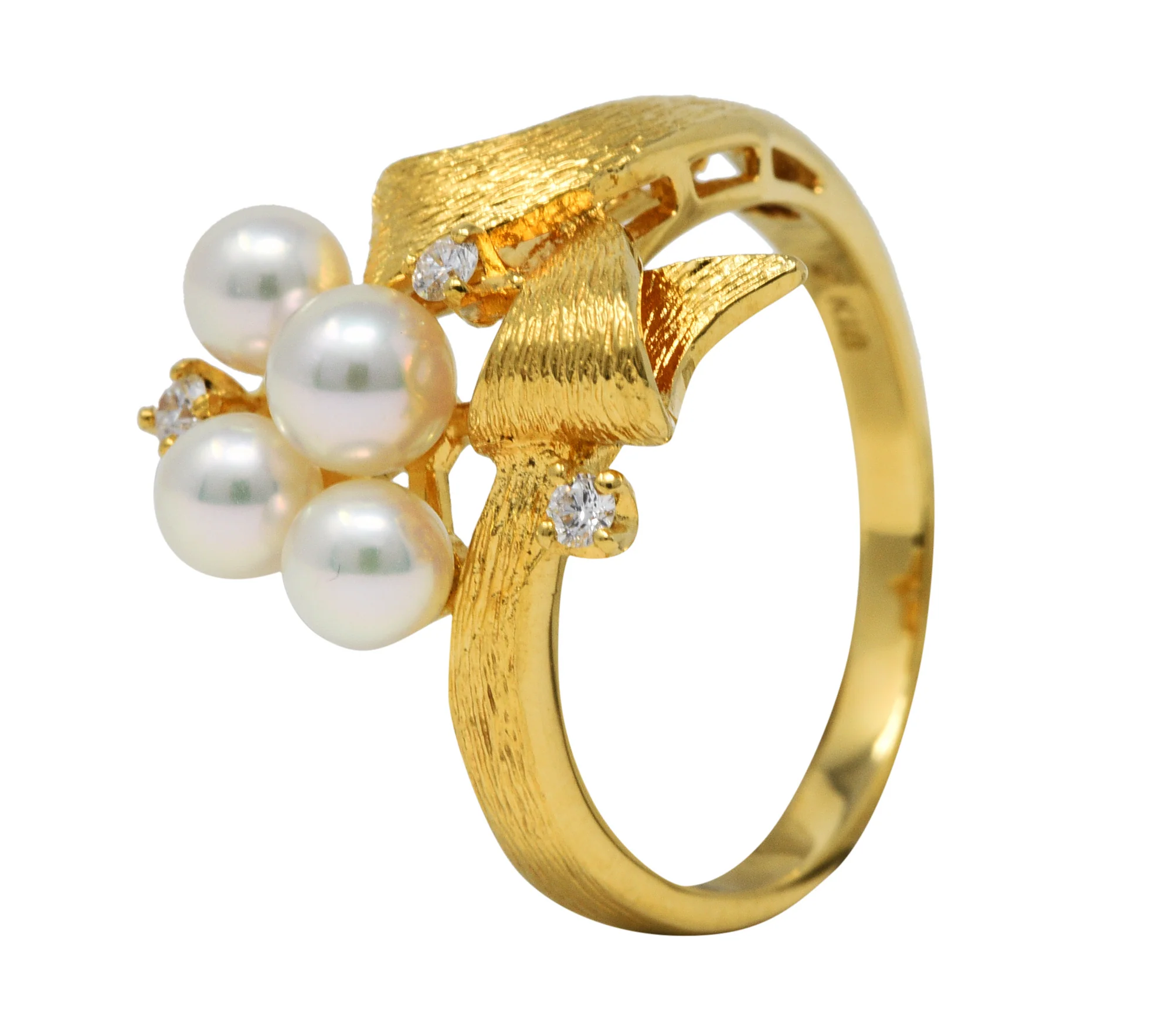 Mikimoto Diamond Pearl 18 Karat Gold Ribbon Ring - Image 9