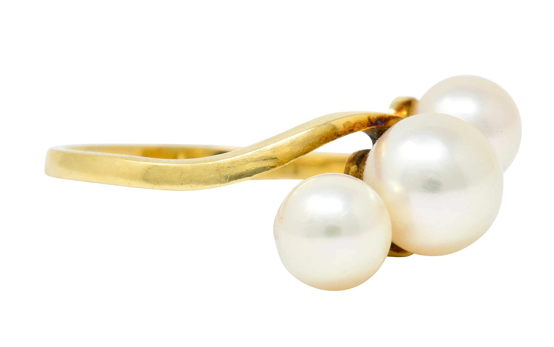 Mikimoto Vintage Cultured Pearl 14 Karat Gold Three Stone Ring - Image 2