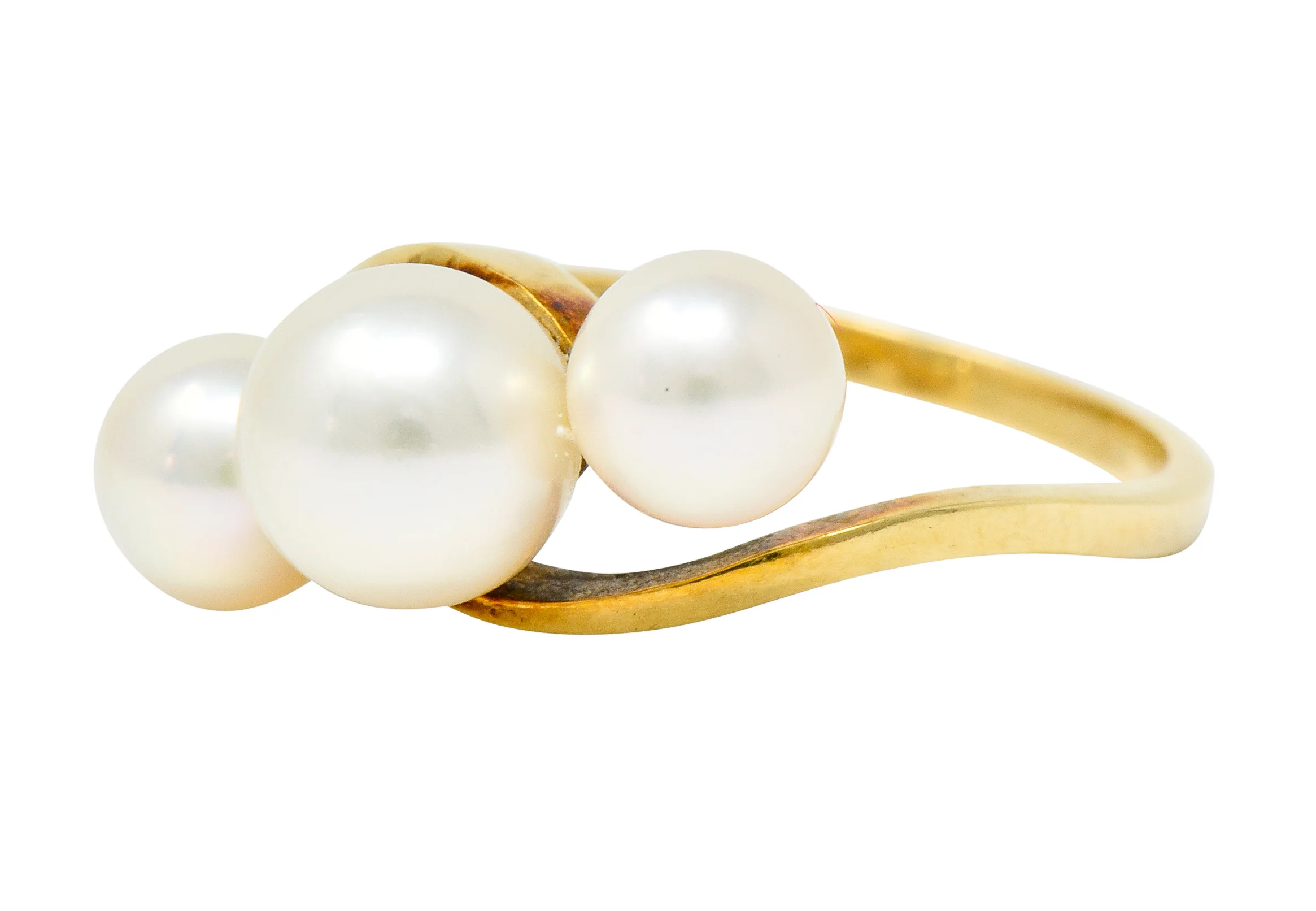 Mikimoto Vintage Cultured Pearl 14 Karat Gold Three Stone Ring - Image 6