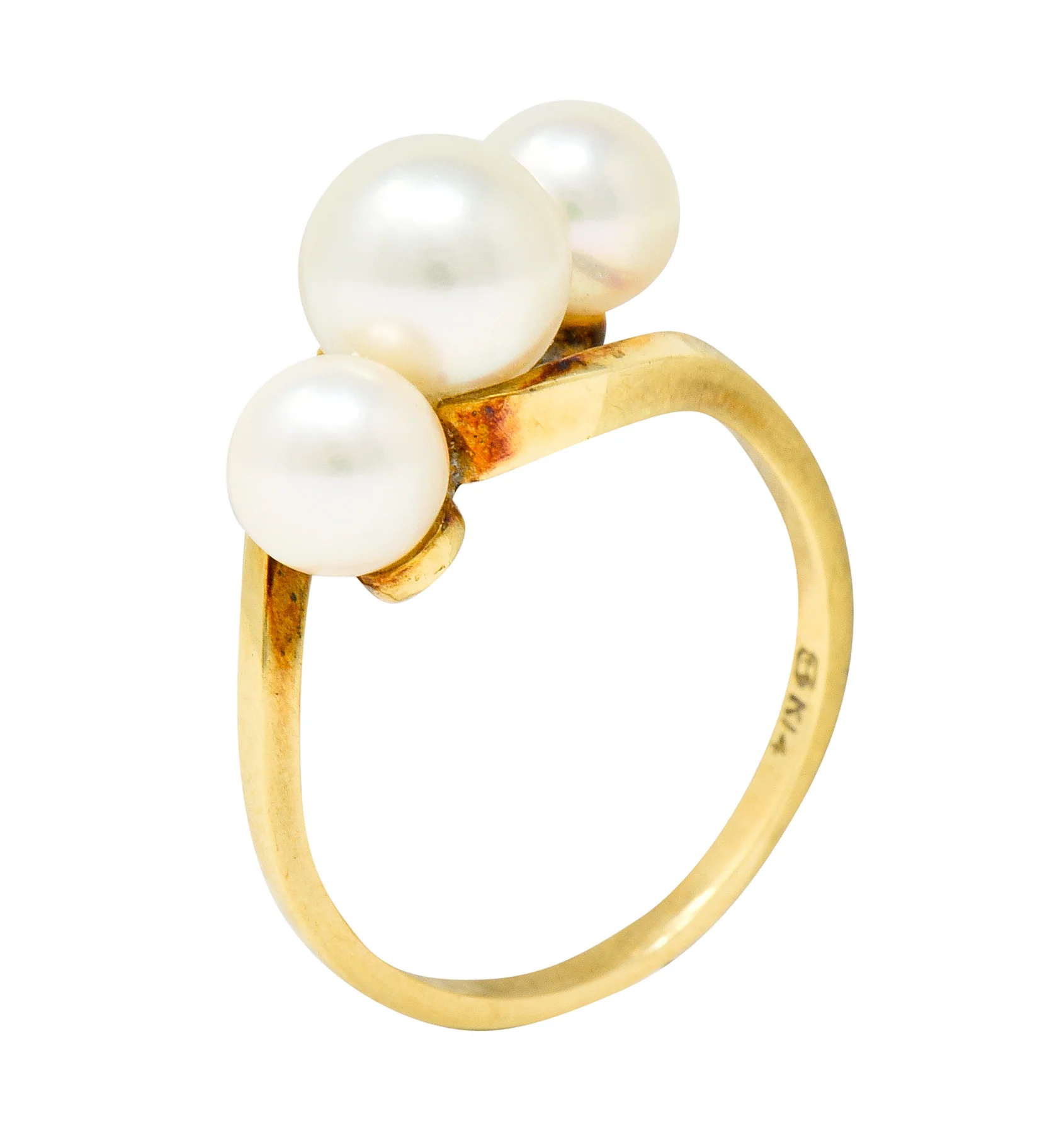 Mikimoto Vintage Cultured Pearl 14 Karat Gold Three Stone Ring - Image 9