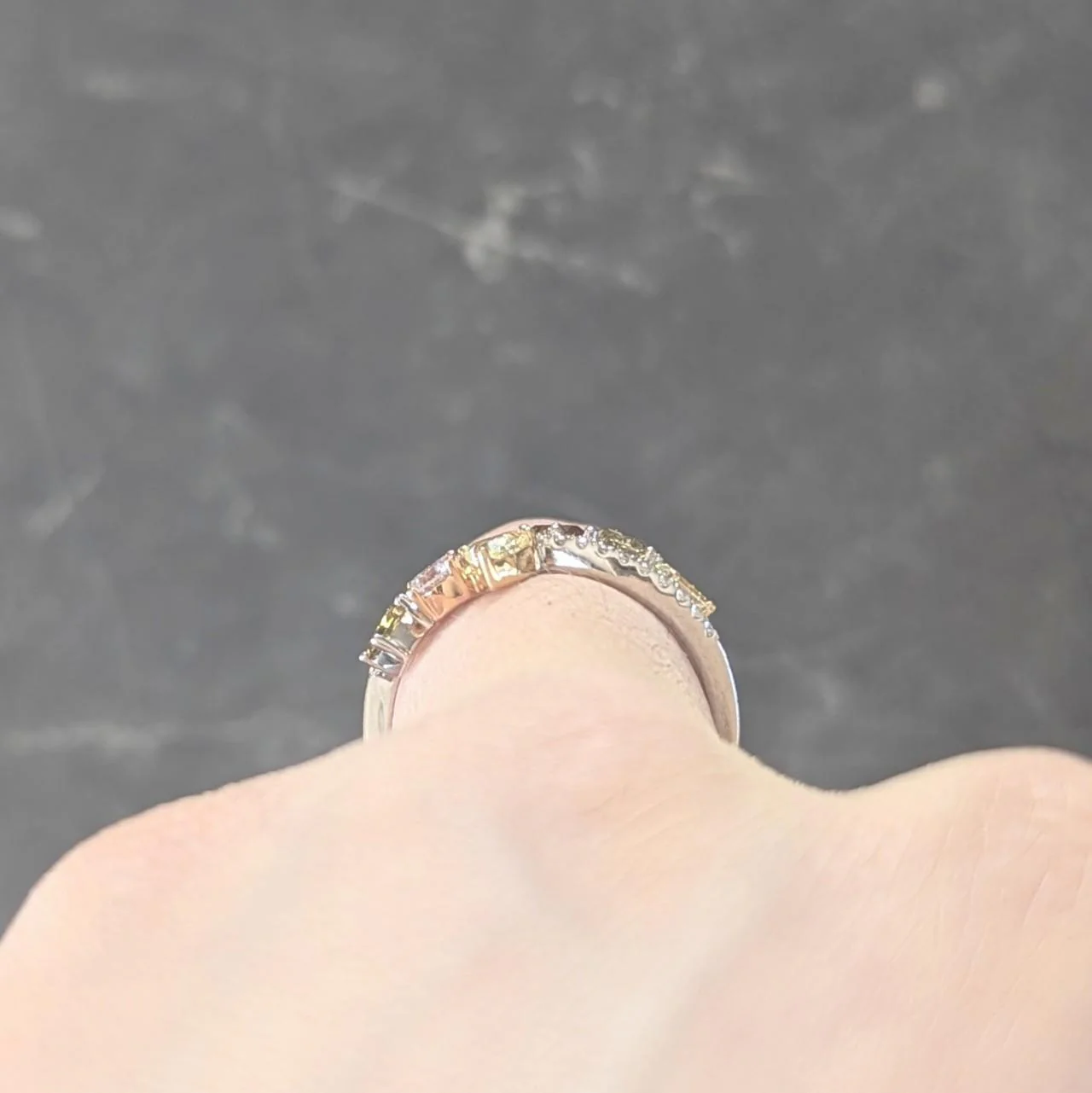 Modani Contemporary Fancy Diamond 18 Karat Two-Tone Gold Band Ring - Image 12