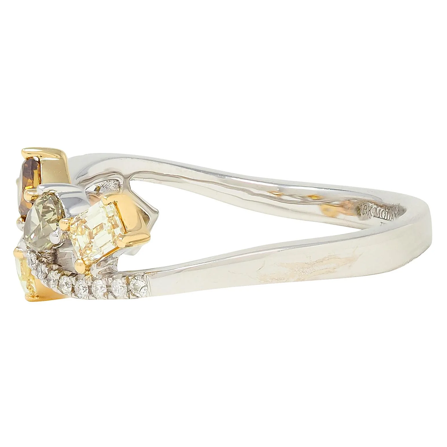 Modani Contemporary Fancy Diamond 18 Karat Two-Tone Gold Band Ring - Image 5