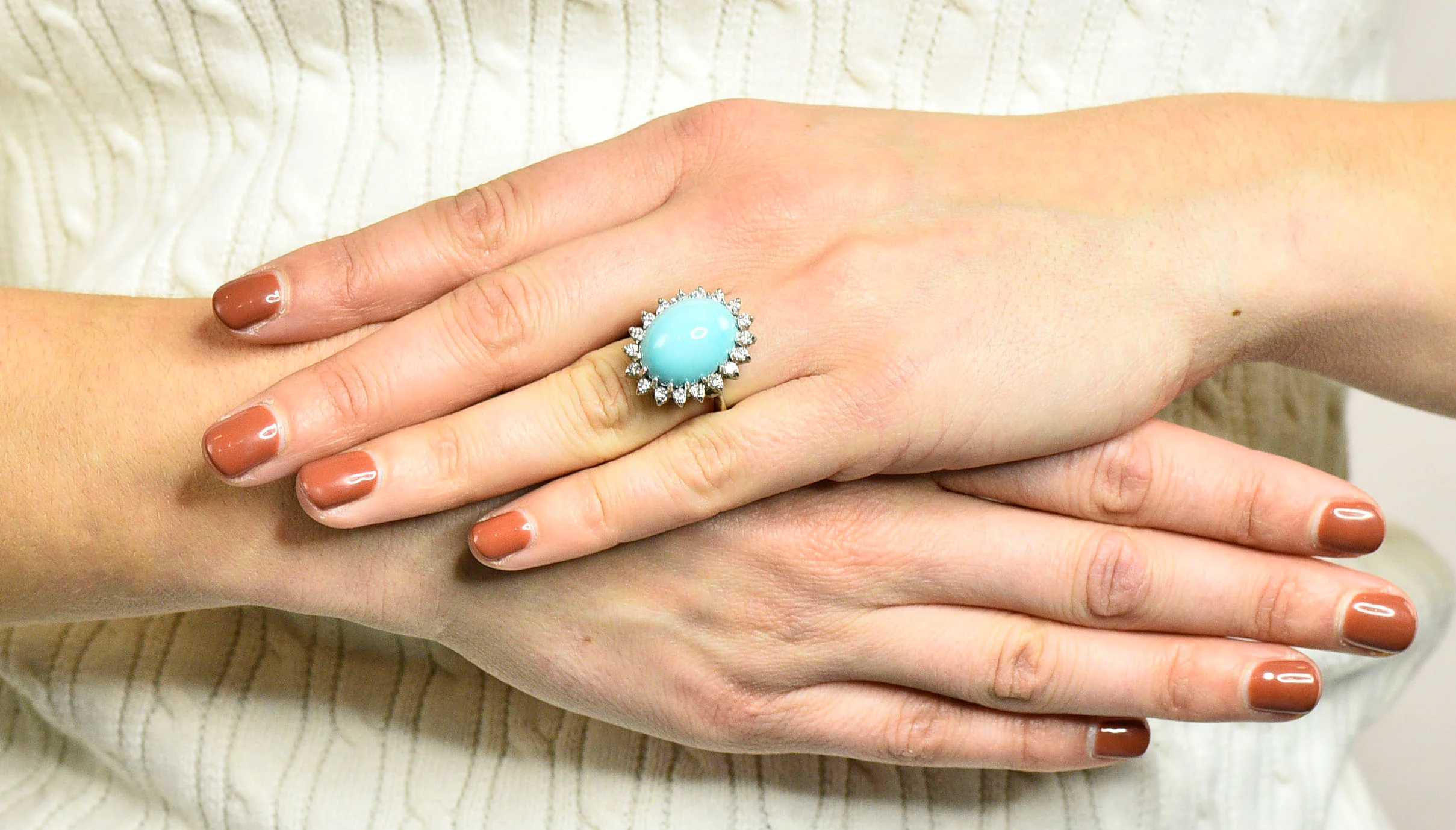 Modern Turquoise Diamond 14 Karat White Gold Cluster Ring - Image 9