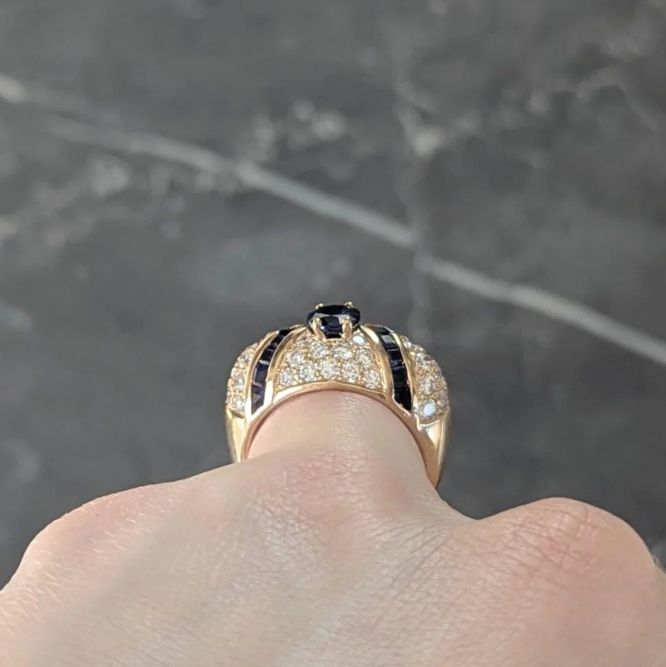 Oscar Heyman 1980's Sapphire Diamond 18 Karat Yellow Gold Vintage Bombé Ring - Image 9