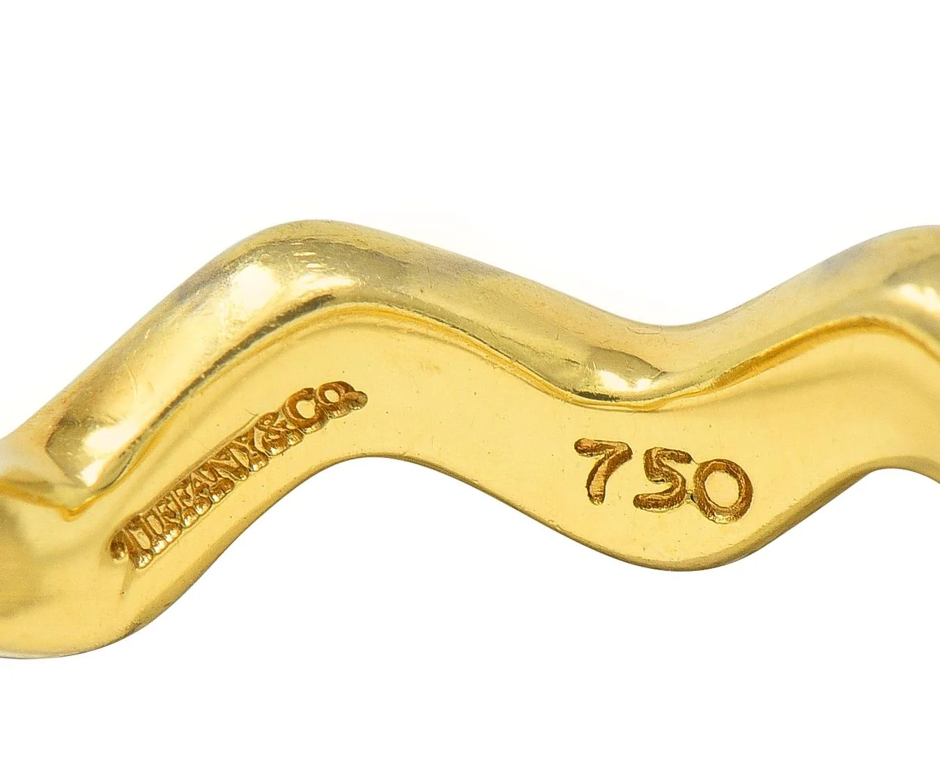 Paloma Picasso Tiffany & Co. 1980's 18 Karat Yellow Gold Vintage Wave Band Ring - Image 5