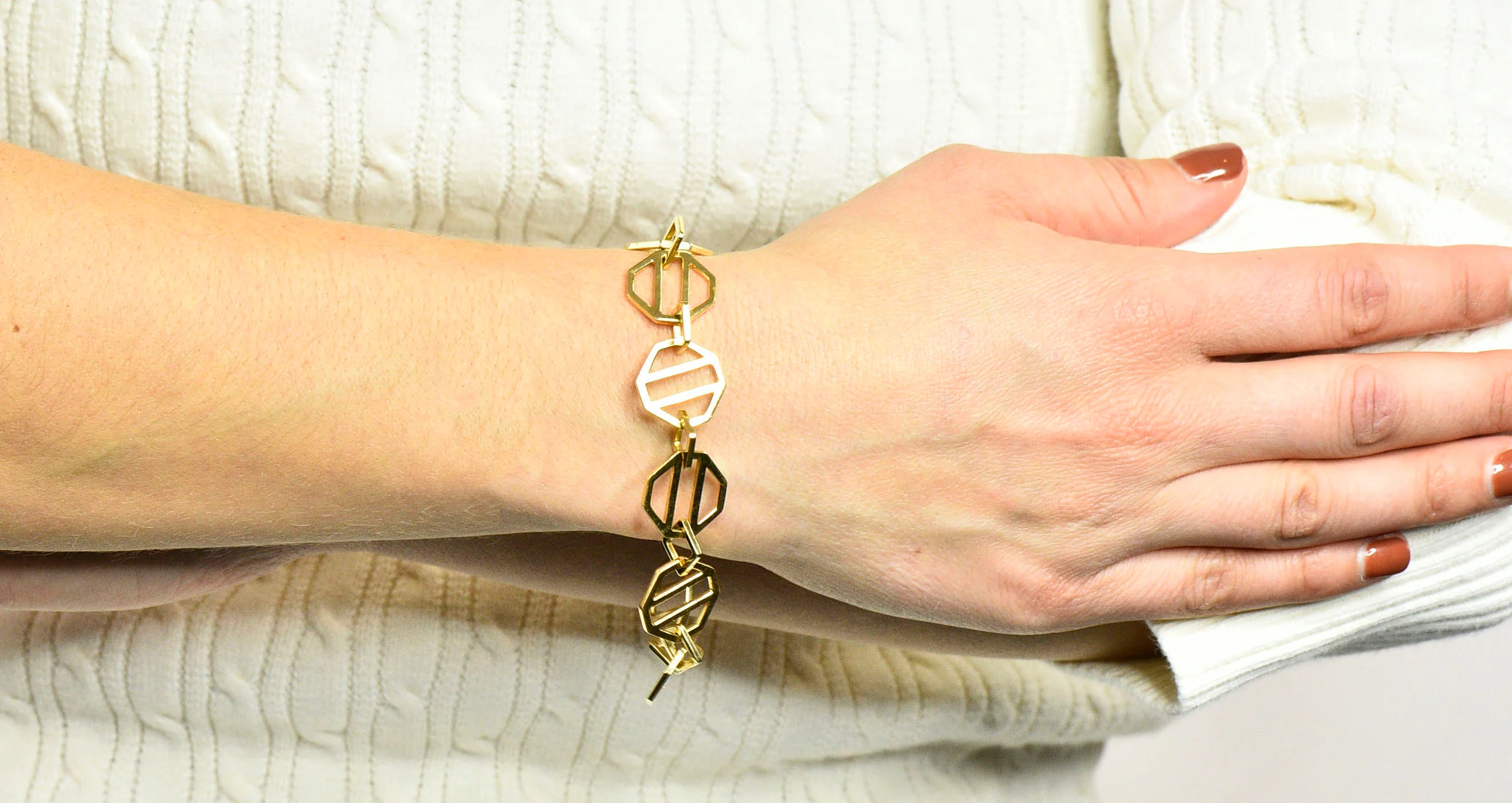 Paloma Picasso Tiffany & Co. Vintage 18 Karat Gold Octagonal Link Bracelet - Image 9