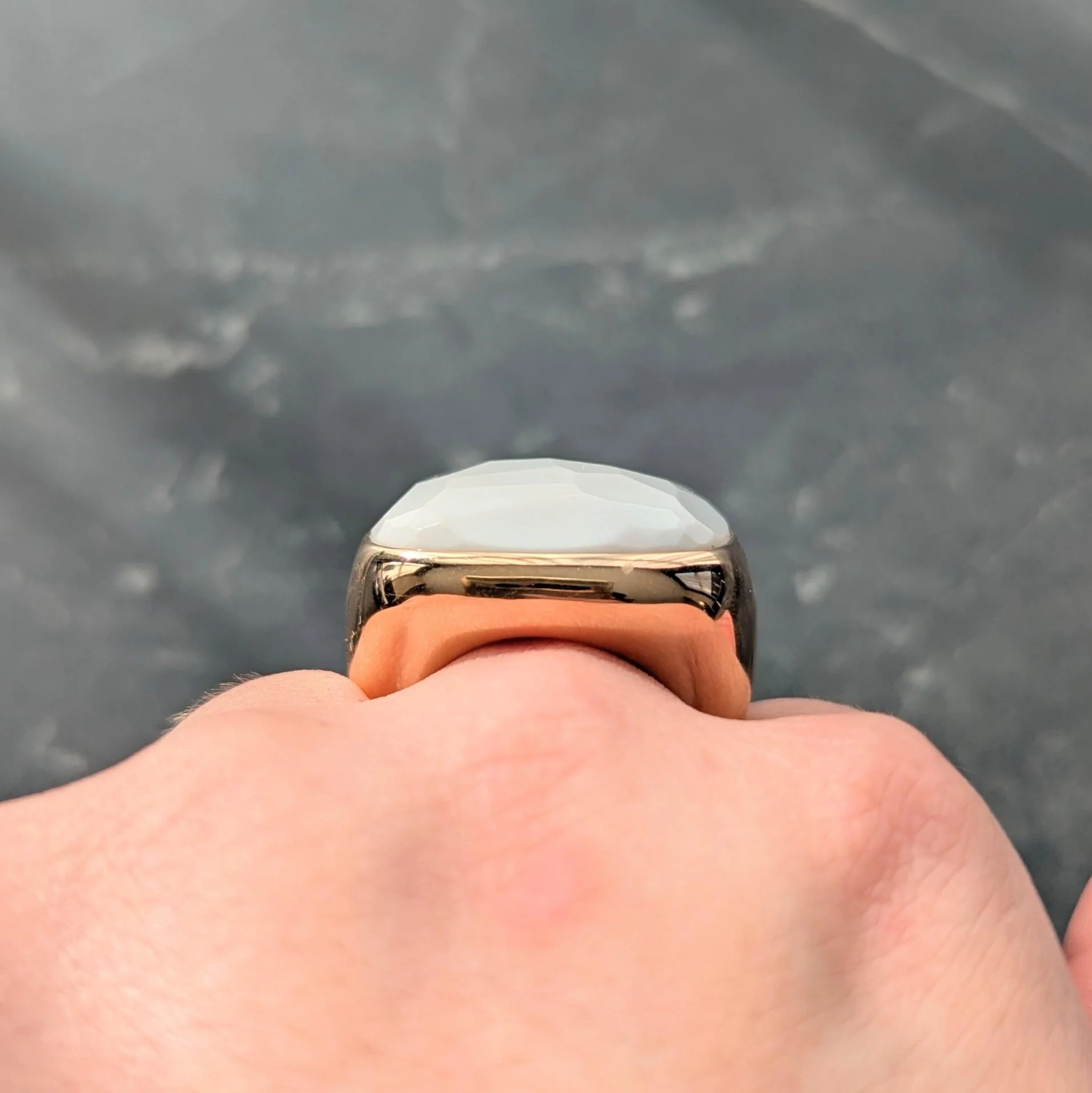 Pomellato Contemporary White Chalcedony 18 Karat Yellow Gold Faceted Cocktail Ring - Image 10