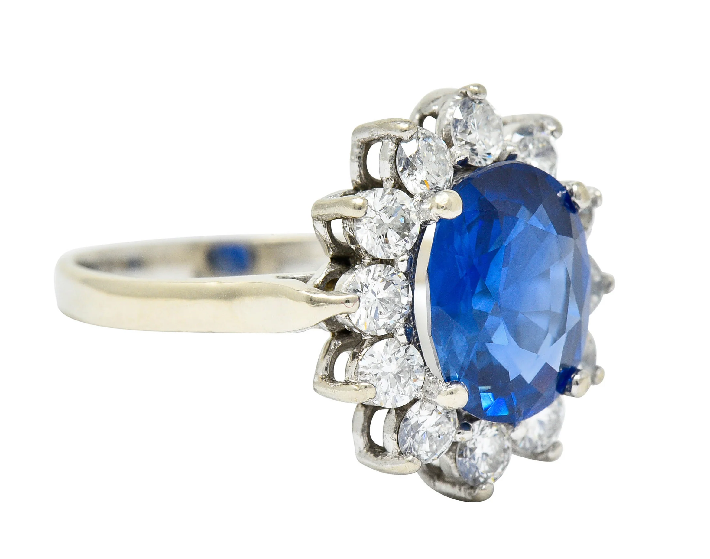 Regal 5.16 CTW Sapphire Diamond 14 Karat White Gold Cluster Ring - Image 3