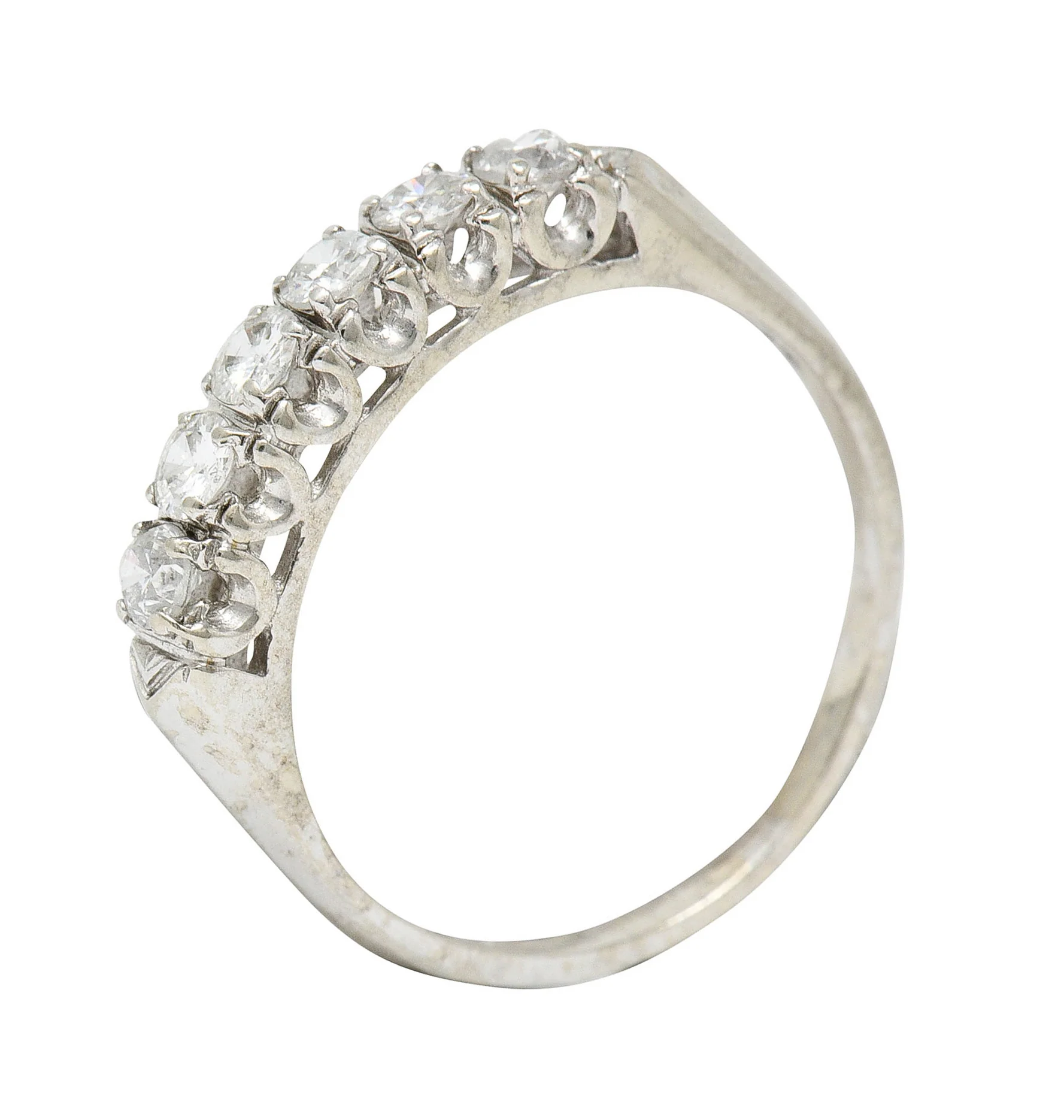 Retro 0.50 CTW Diamond 14 Karat White Gold Fishtail Band Ring - Image 10