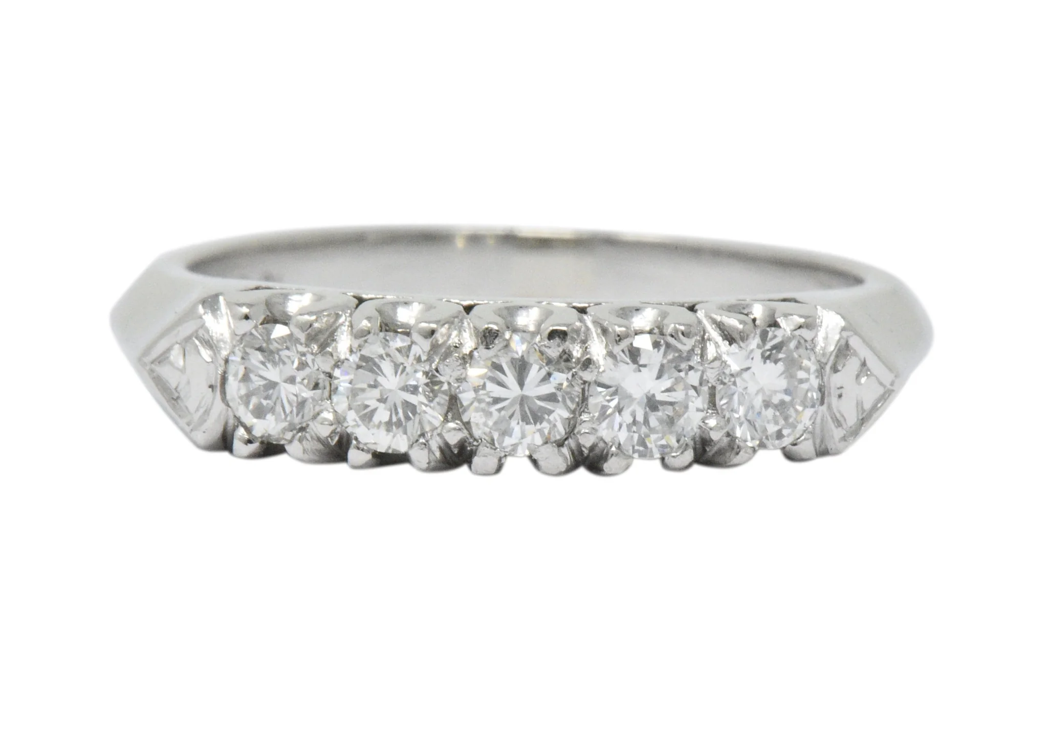 Retro 0.50 CTW Diamond Platinum Fishtail Anniversary Band Ring - Image 3