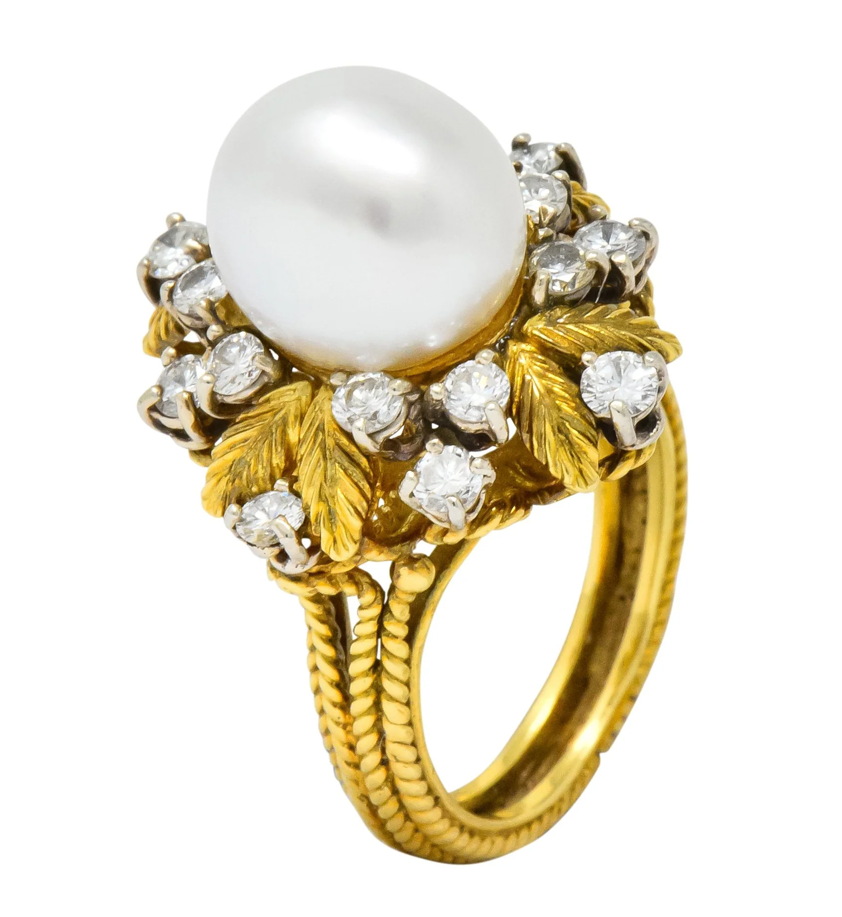 Retro 0.95 CTW Diamond South Sea Pearl 18 Karat Gold Cluster Ring - Image 8
