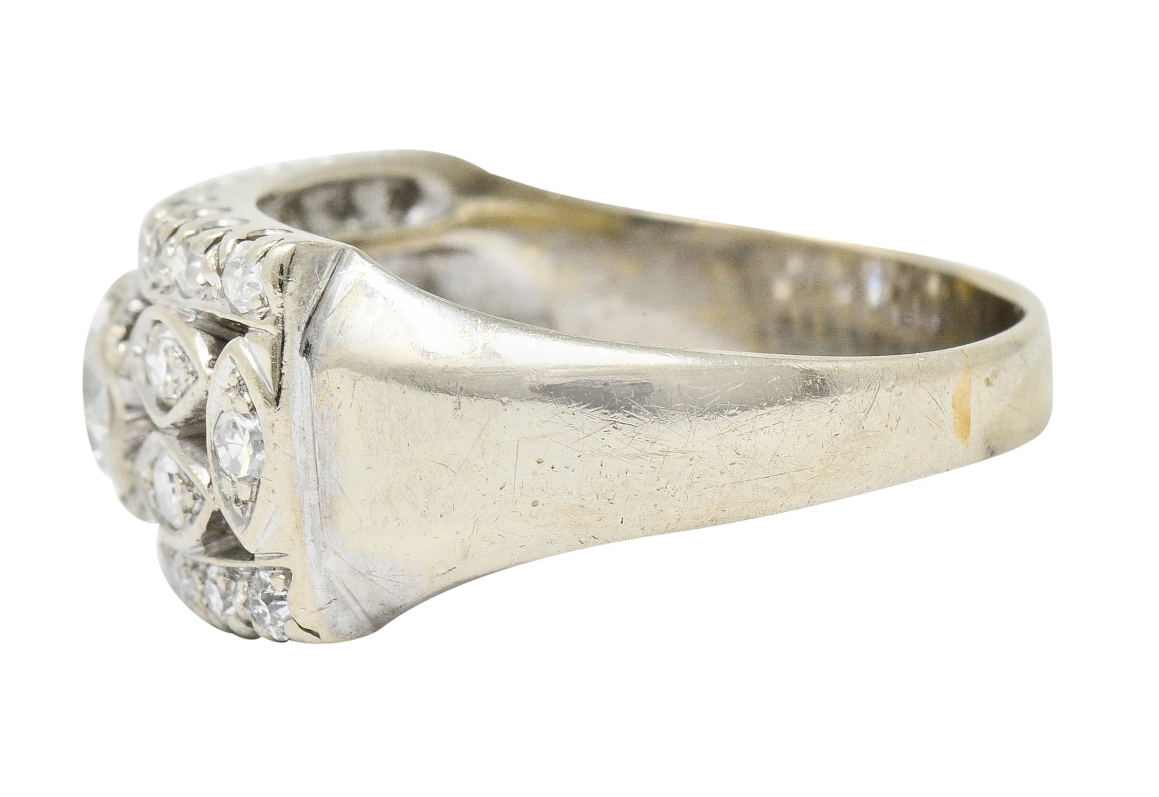 Retro 1.00 CTW 14 Karat White Gold Eyelet Band Ring - Image 5