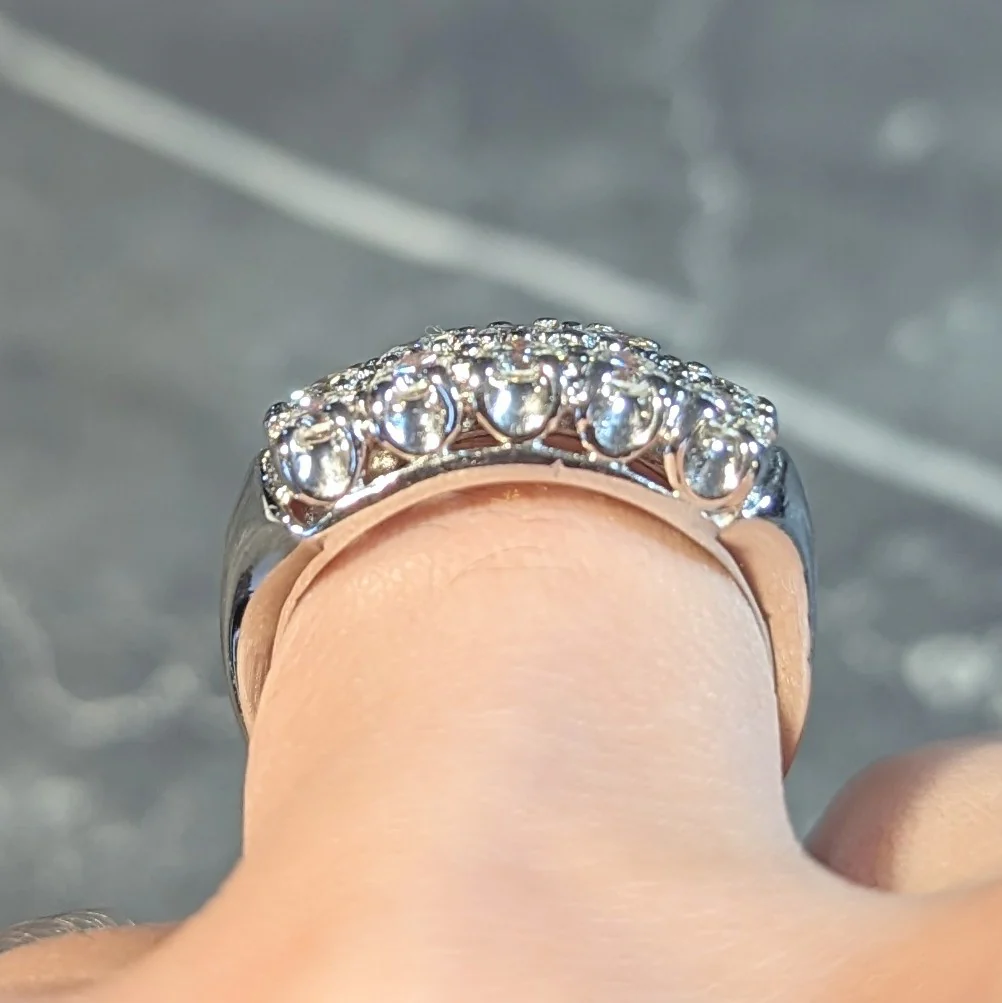 Retro 1.50 CTW Diamond 14 Karat White Gold Fishtail Vintage Band Ring - Image 11