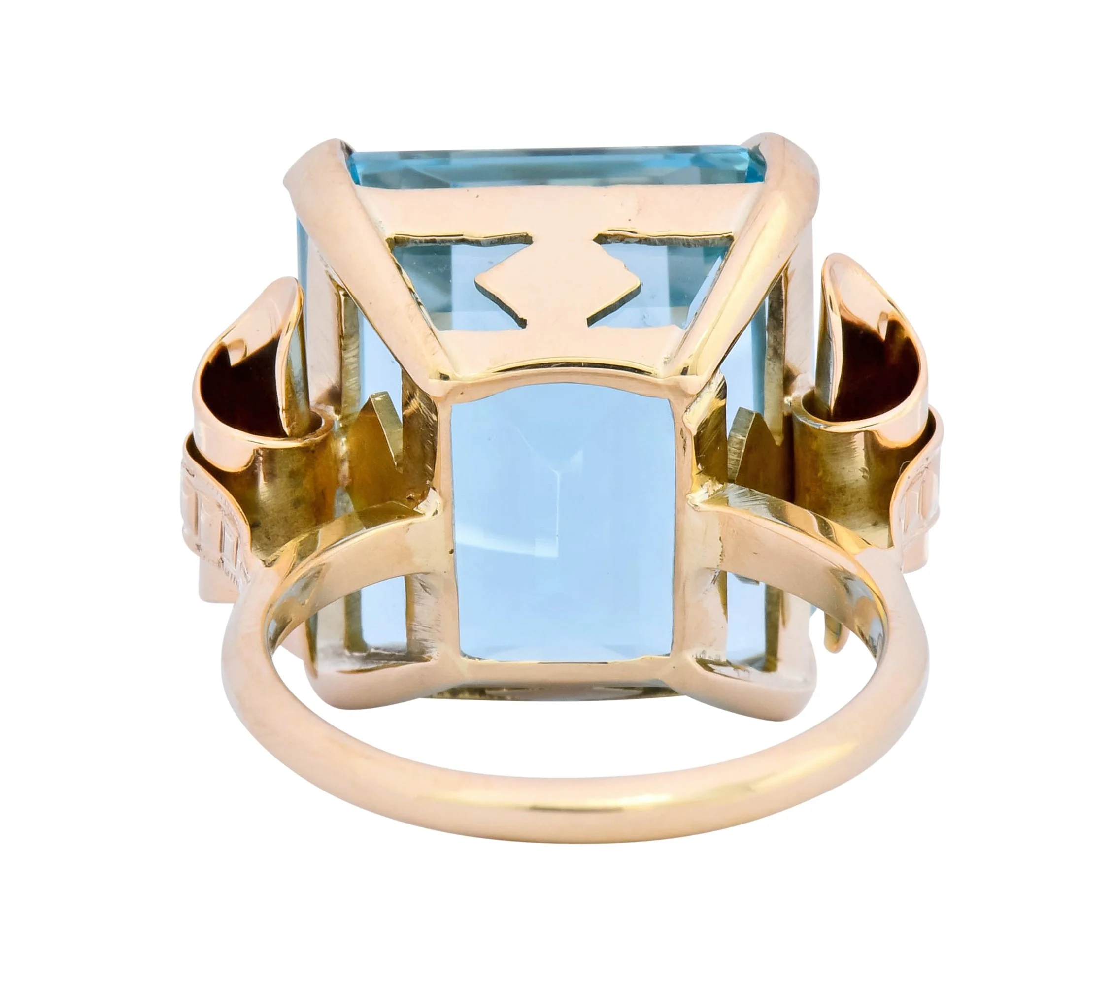 Retro 17.86 CTW Aquamarine 14 Karat Gold Cocktail Ring - Image 4