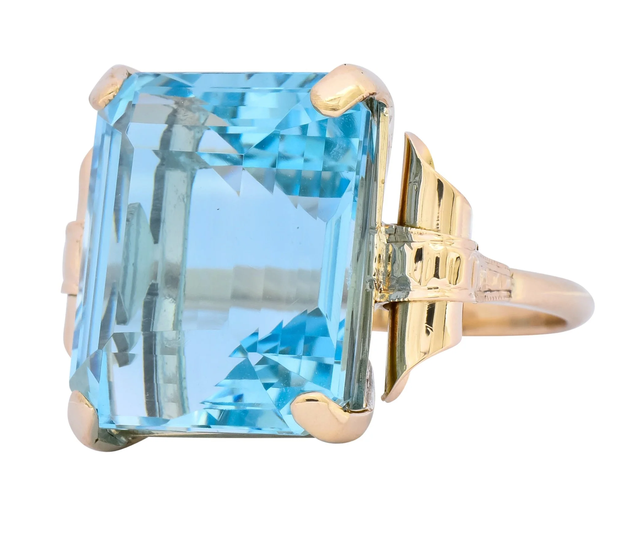 Retro 17.86 CTW Aquamarine 14 Karat Gold Cocktail Ring - Image 6