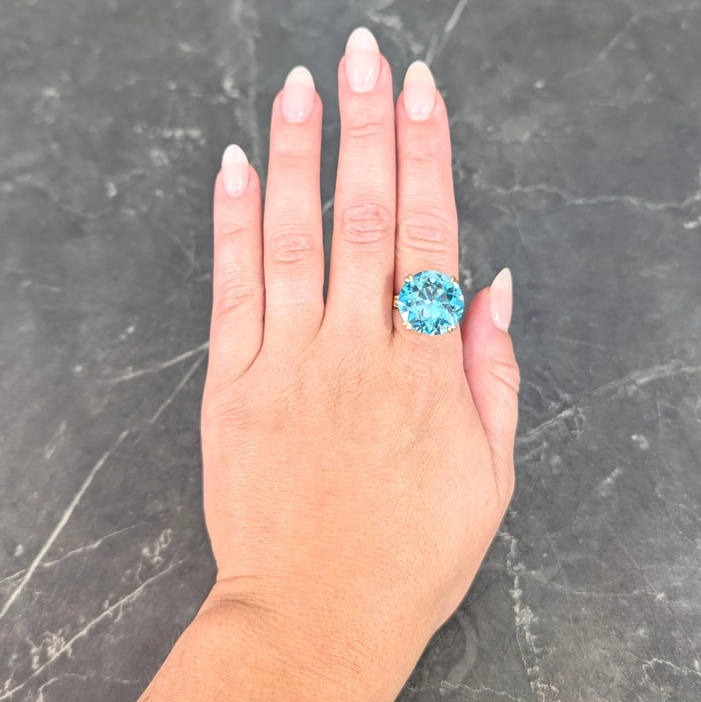 Retro 24.05 CTW Blue Zircon 14 Karat Rose Gold Vintage Cocktail Ring - Image 14