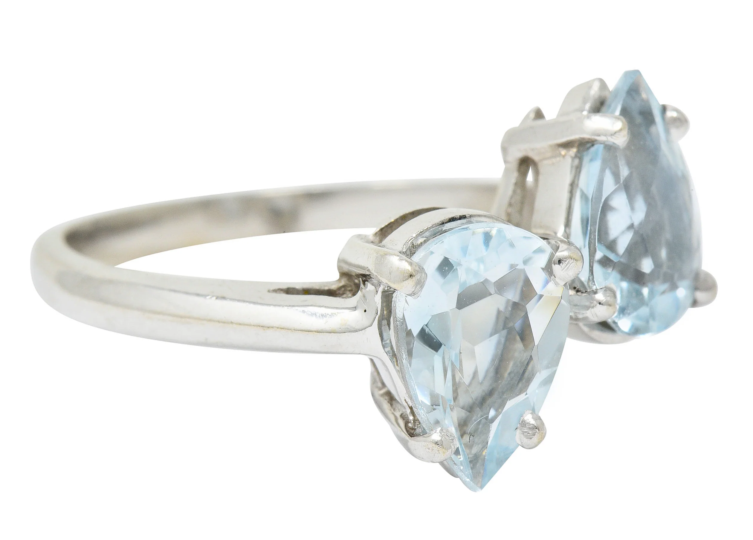Retro 3.00 CTW Aquamarine 14 Karat White Gold Bypass Ring - Image 2