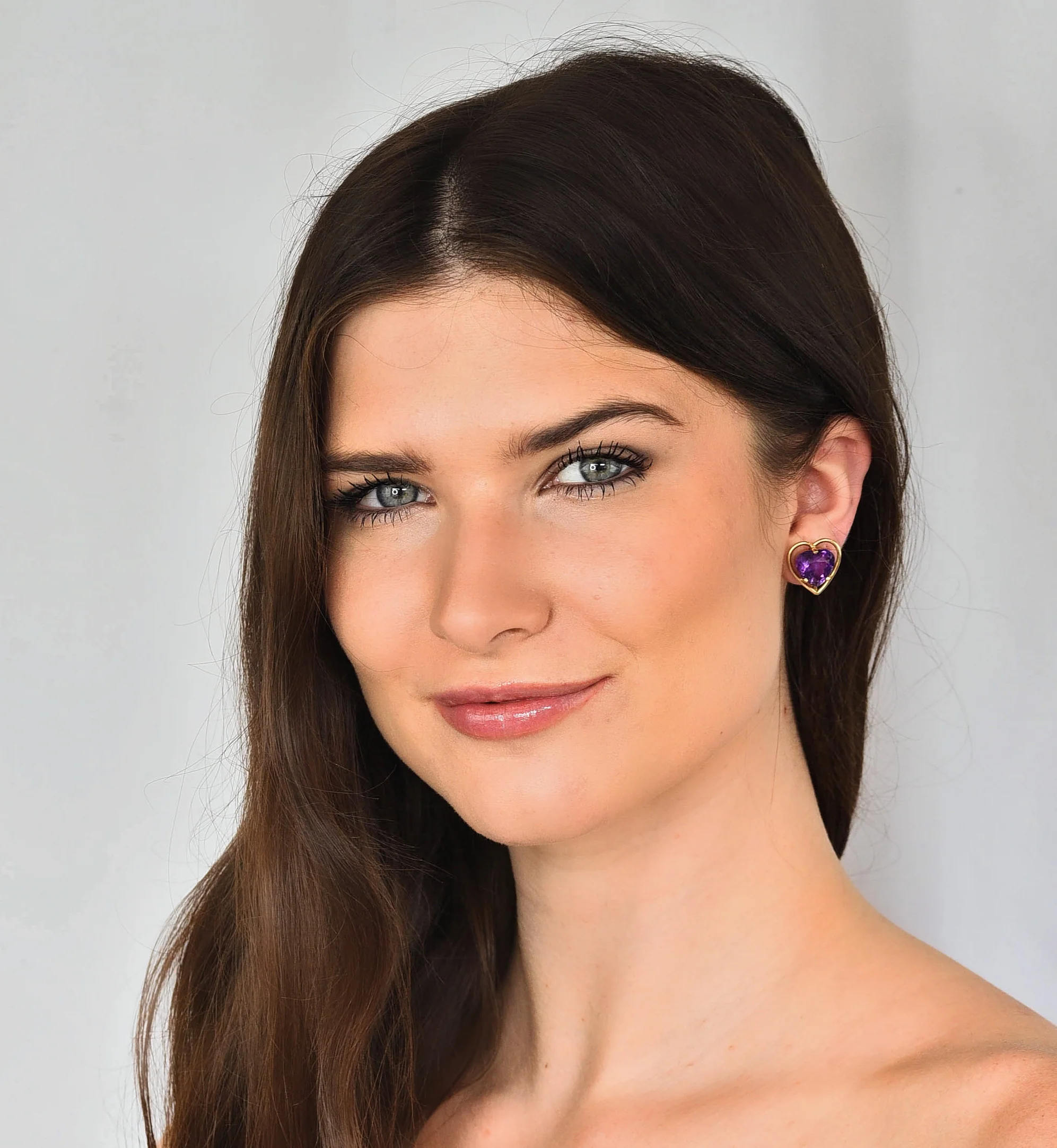 Retro Amethyst Heart 14 Karat Gold Screwback Earrings - Image 6
