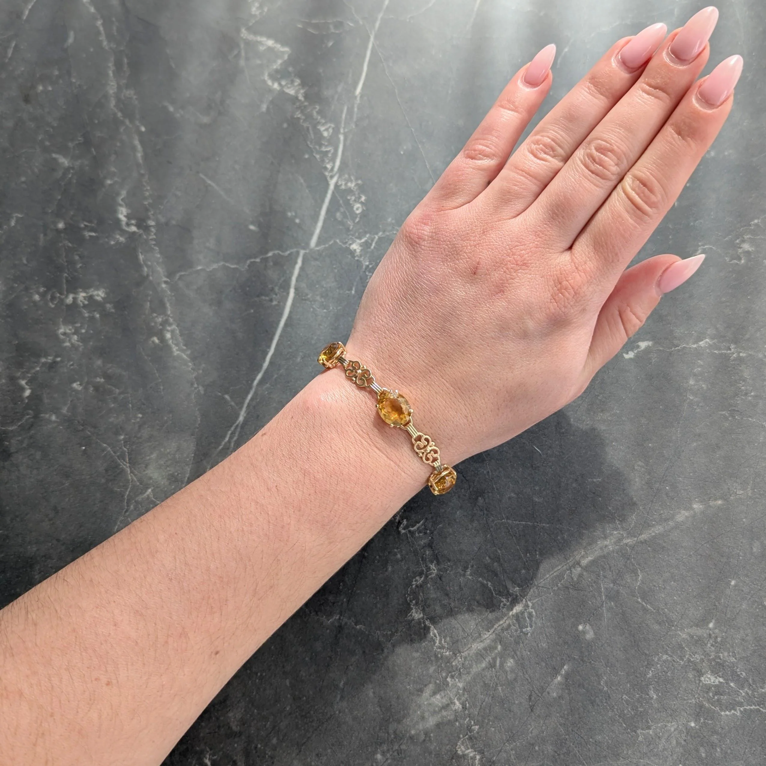 Retro Citrine 14 Karat Yellow Gold Vintage Scroll Link Bracelet - Image 2