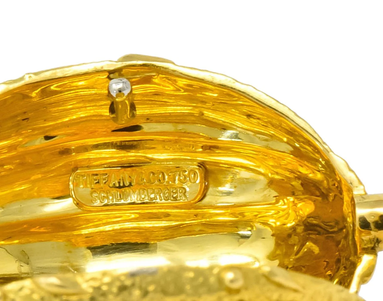 Schlumberger Tiffany & Co. Ruby 18 Karat Gold Walnut Pill Box Circa 1960 - Image 10