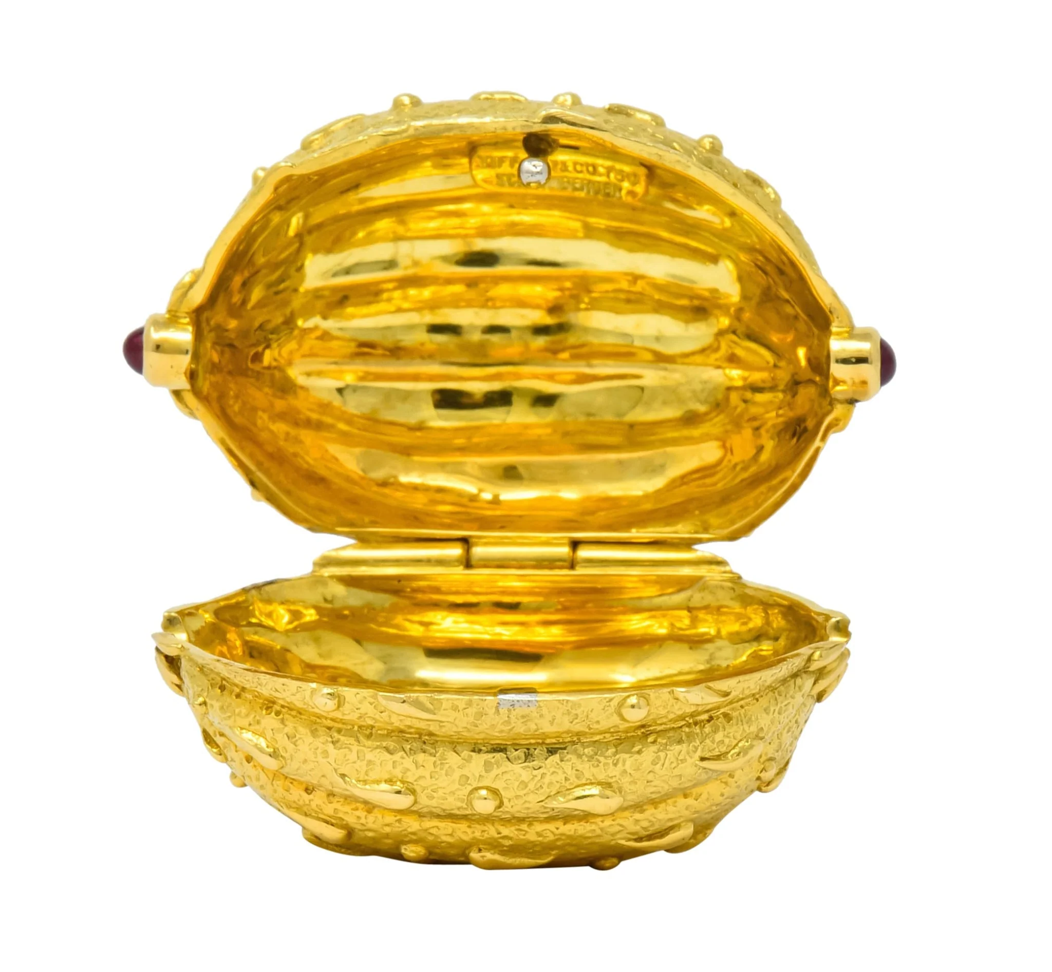 Schlumberger Tiffany & Co. Ruby 18 Karat Gold Walnut Pill Box Circa 1960 - Image 5