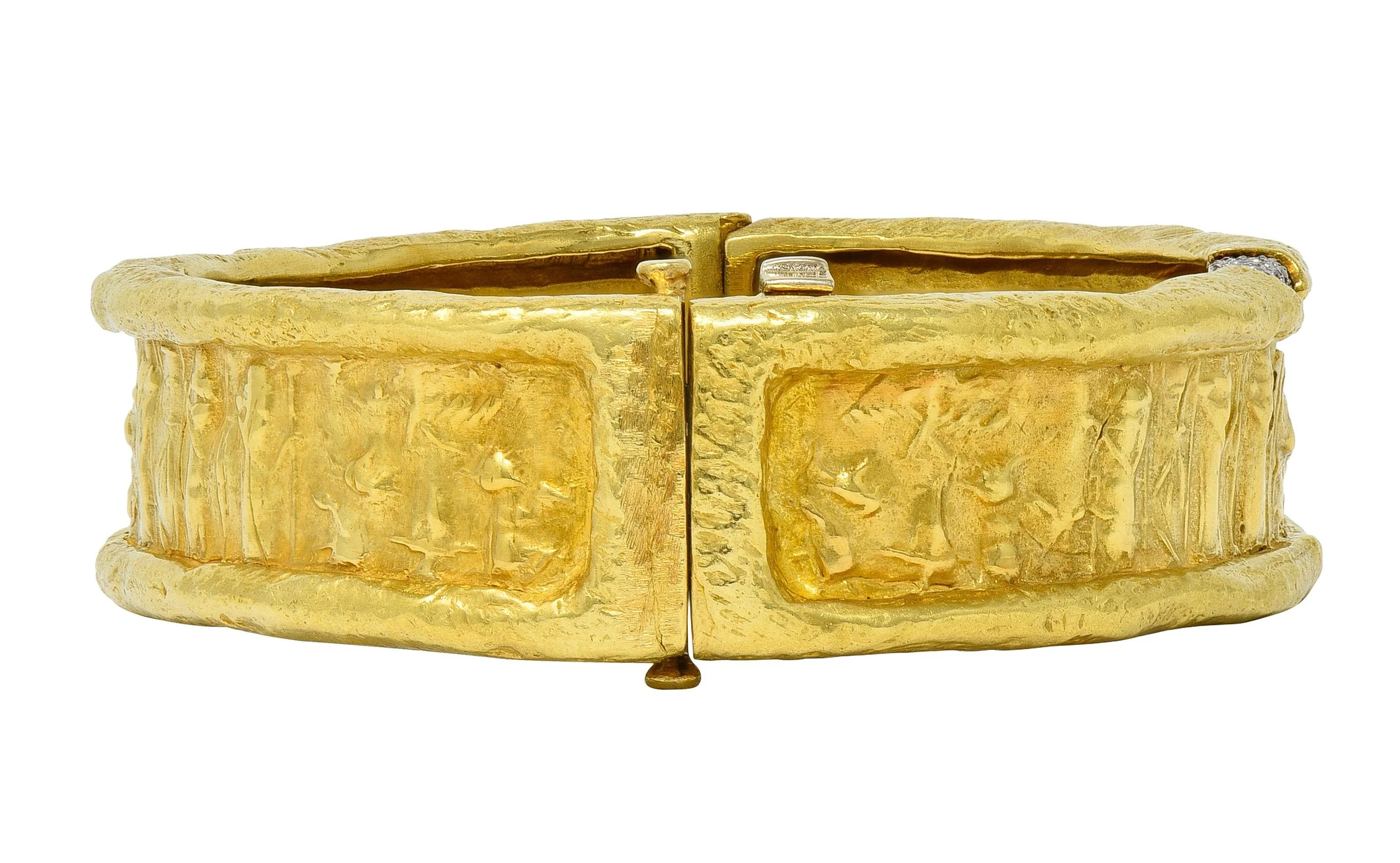 SeidenGang 1990's Diamond Platinum 18 Karat Yellow Gold Vintage Egyptian Bangle Bracelet - Image 4