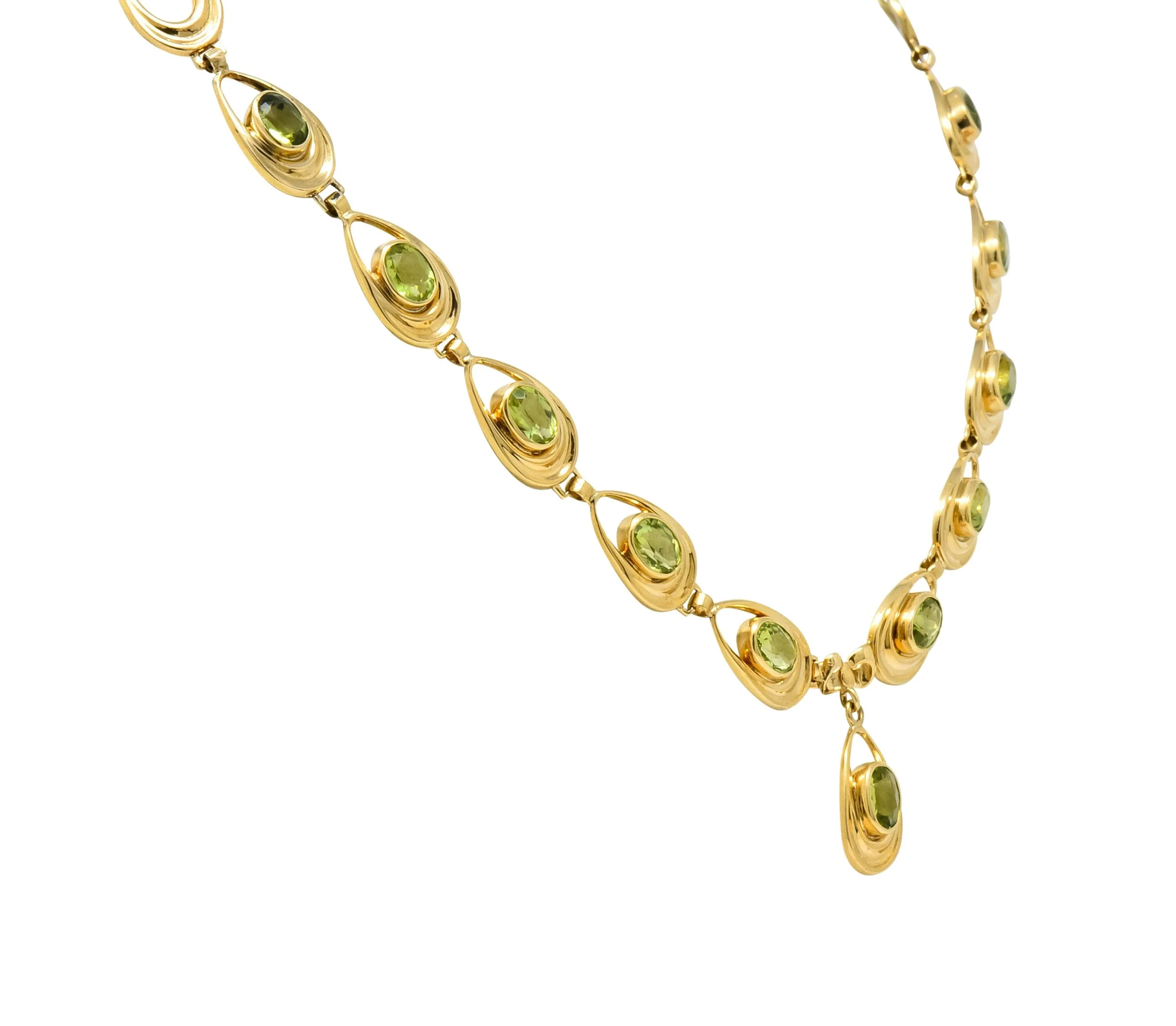 Shreve Crump & Low Retro Peridot 14 Karat Yellow Gold Oval Link Drop Necklace - Image 3