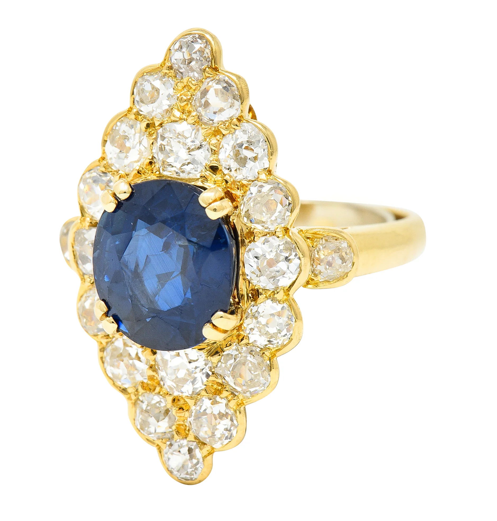 Substantial Chaumet Paris Mid-Century 6.35 CTW No Heat Sapphire Old Mine Cut Diamond 18 Karat Yellow Gold Vintage Navette Cluster Ring GIA - Image 6