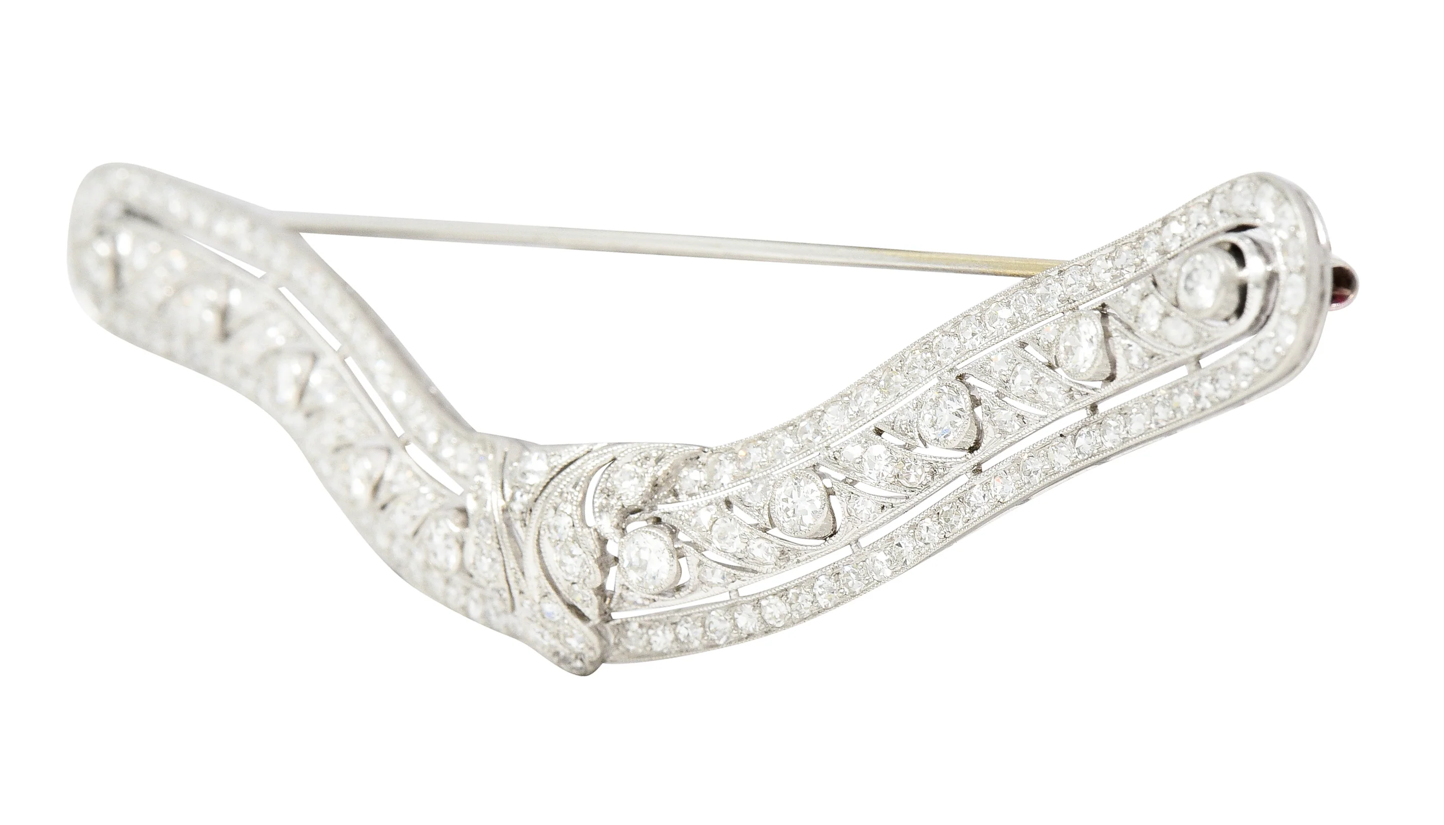 Substantial T.B. & Starr Inc. Edwardian 4.70 CTW Diamond 14 Karat Gold Antique Curved Bar Brooch - Image 2