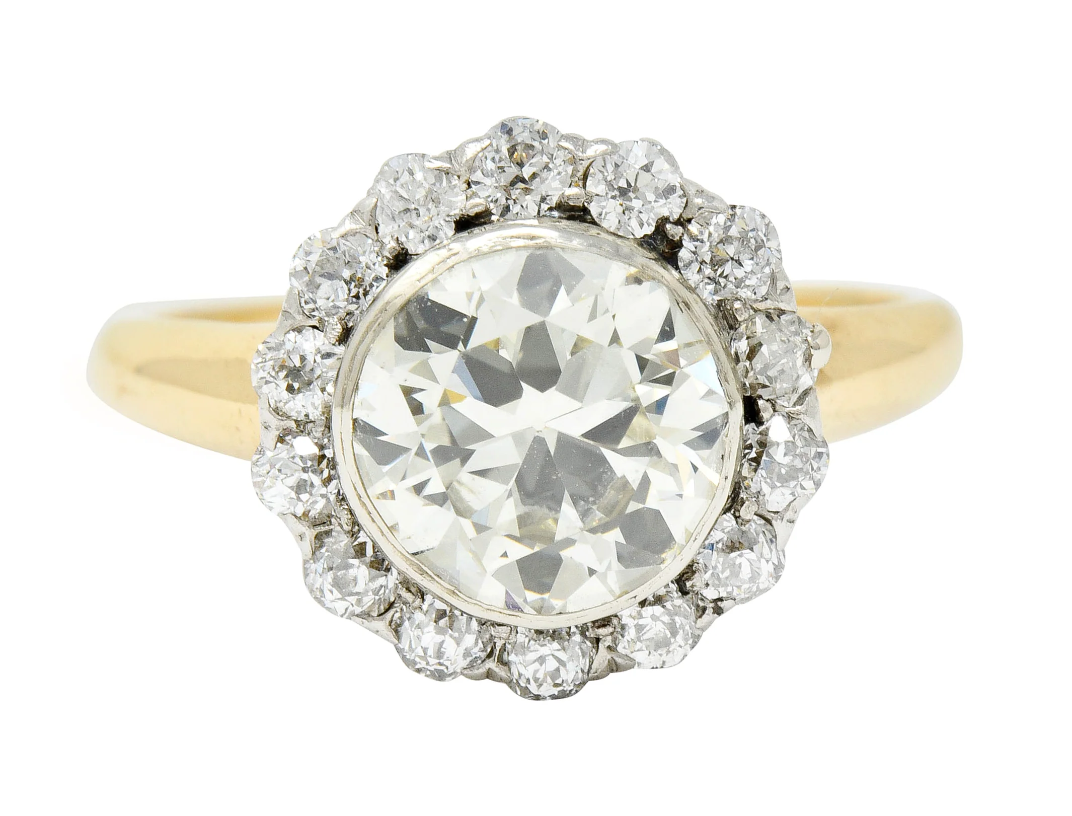 Superb Edwardian 2.61 CTW Diamond Platinum-Topped 14 Karat Gold Cluster Engagement Ring GIA