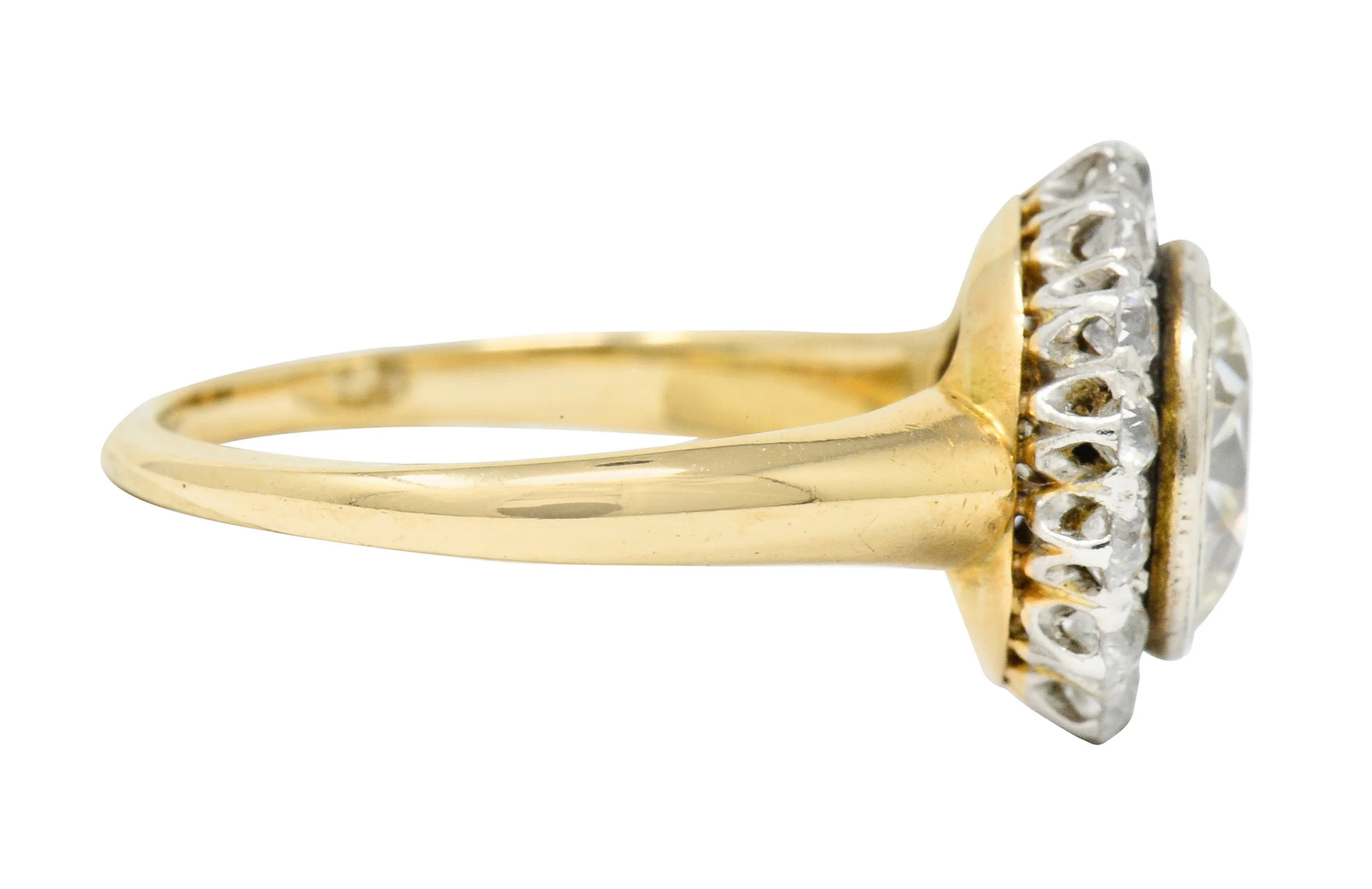 Superb Edwardian 2.61 CTW Diamond Platinum-Topped 14 Karat Gold Cluster Engagement Ring GIA - Image 3
