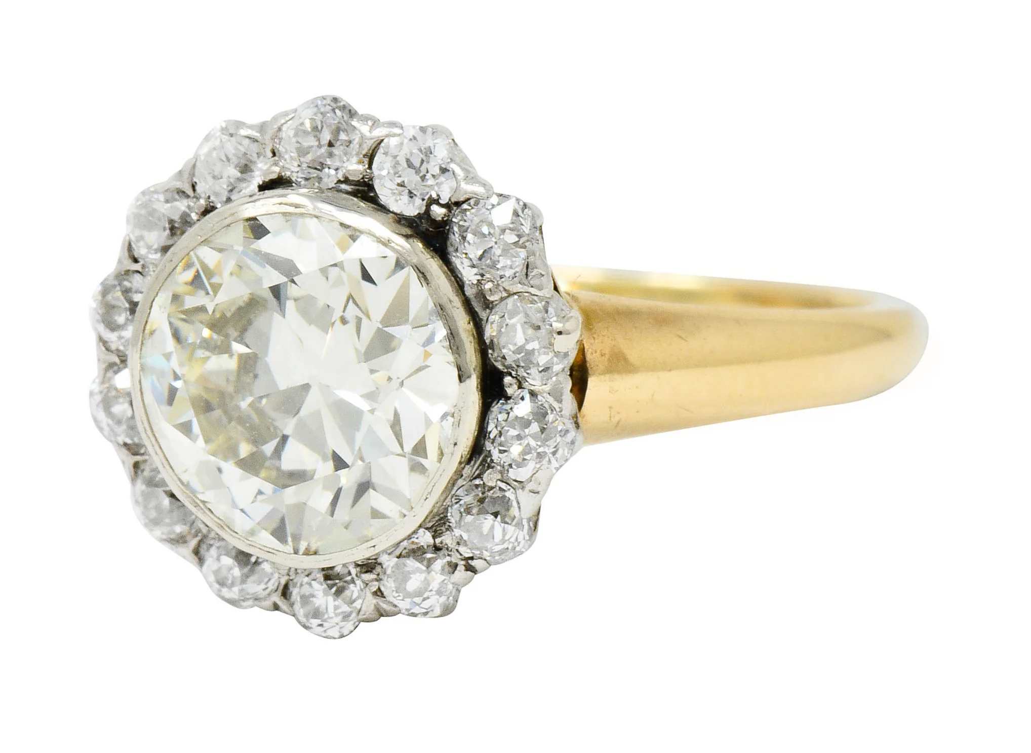 Superb Edwardian 2.61 CTW Diamond Platinum-Topped 14 Karat Gold Cluster Engagement Ring GIA - Image 6
