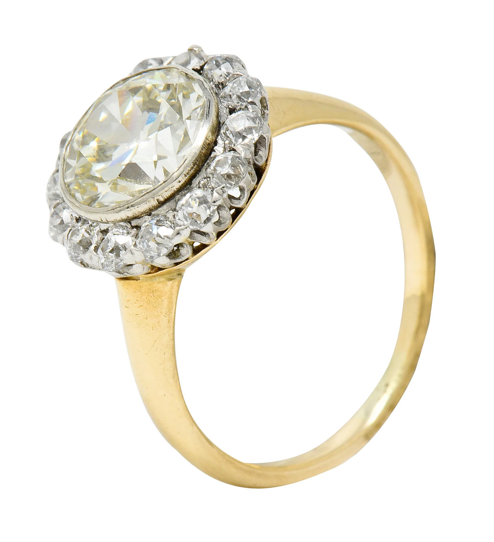 Superb Edwardian 2.61 CTW Diamond Platinum-Topped 14 Karat Gold Cluster Engagement Ring GIA - Image 8