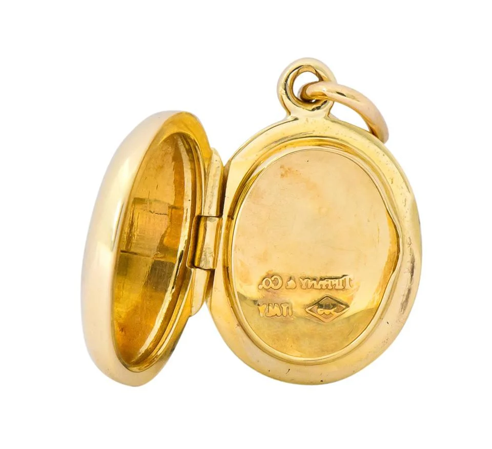 Tiffany & Co. 14 Karat Gold Contemporary Italian Locket Pendant - Image 2
